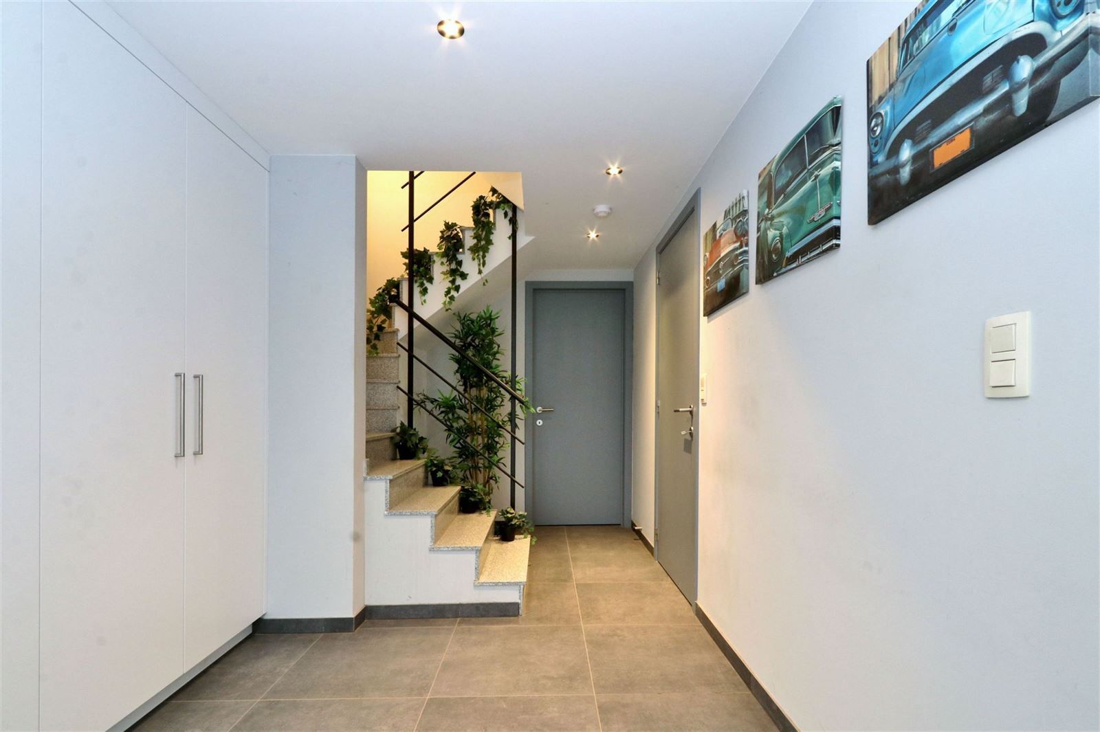 Ruime woning met 3 slaapkamers + tuin  foto 3