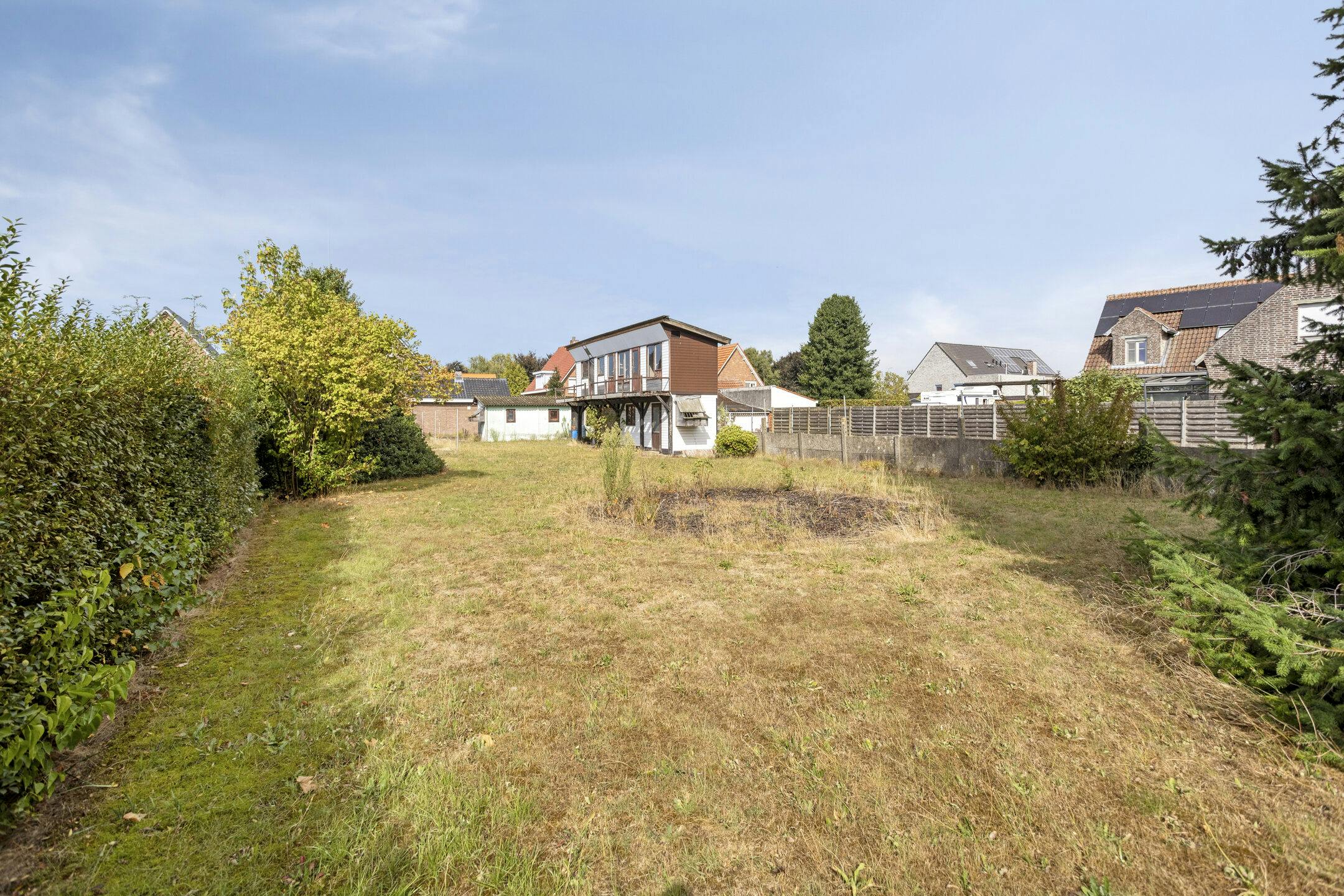 Te renoveren woning te koop net buiten het centrum van Retie foto 25