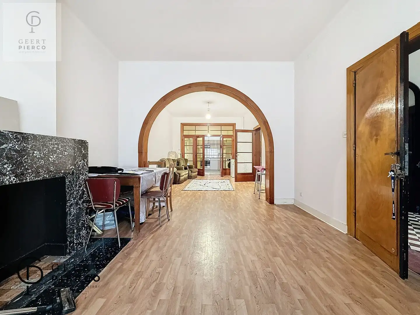 Statig Art Deco-pand met investeringspotentieel te Landen foto 4