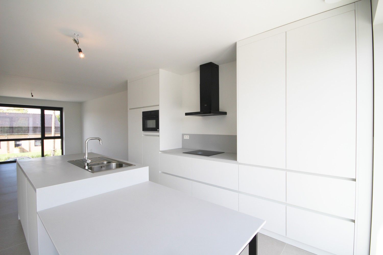 Instapklare nieuwbouw duplex te huur in Sint-Truiden! foto 10