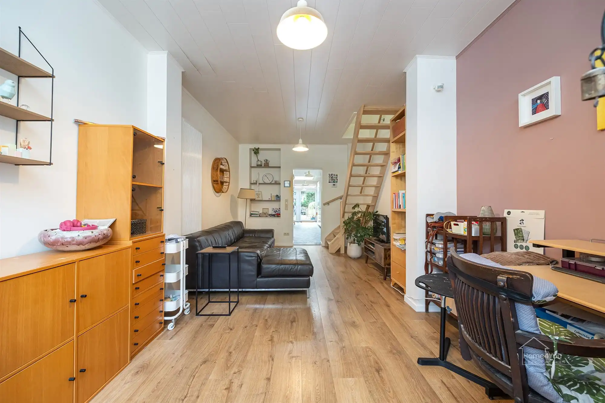 Instapklare Rijwoning, 2 slaapk en tuin foto 2