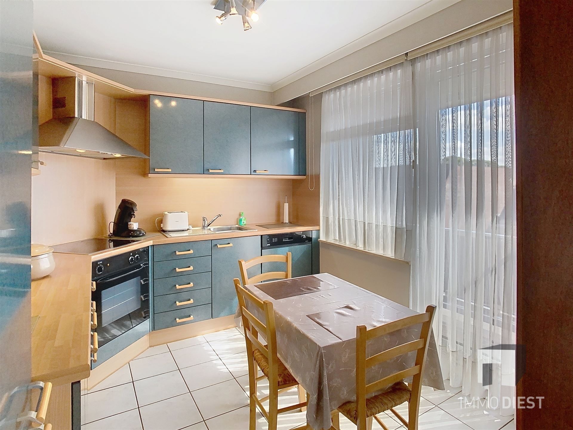Appartement met 3 slpks + garage + kelder foto 3