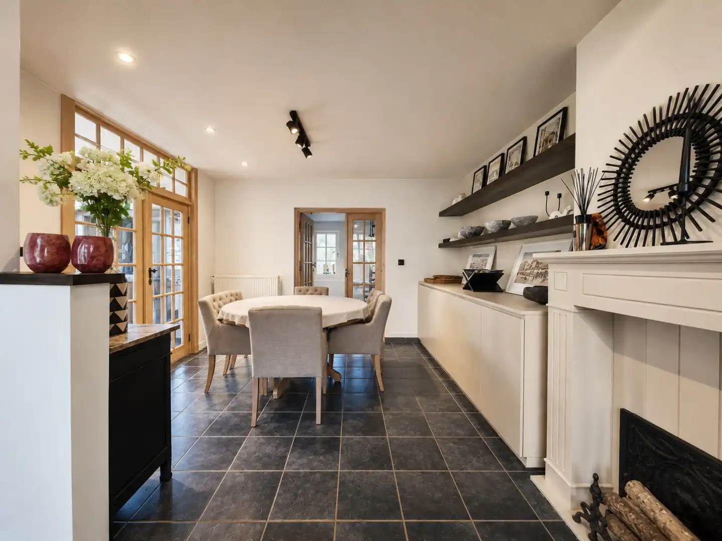 Uiterst charmante halfopen bebouwing met weidse zichten op een perceel van 2012m²  foto 10