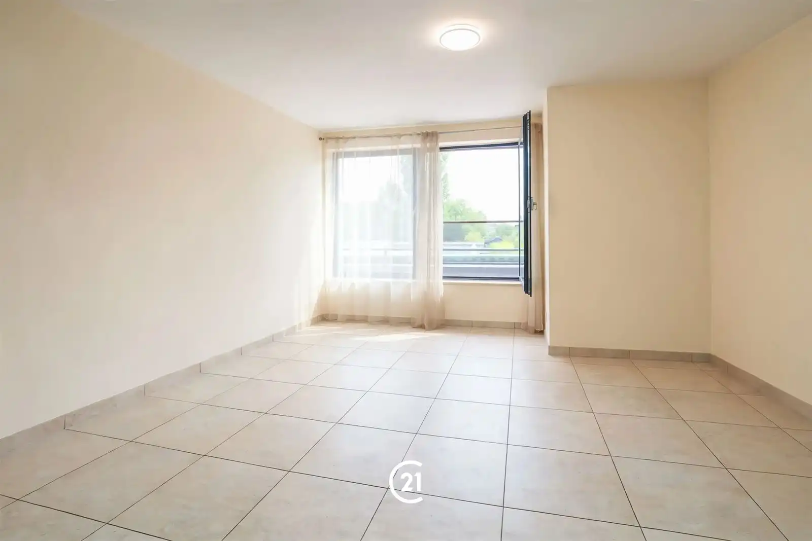 Modern en energiezuinig wonen op een strategische locatie foto 5