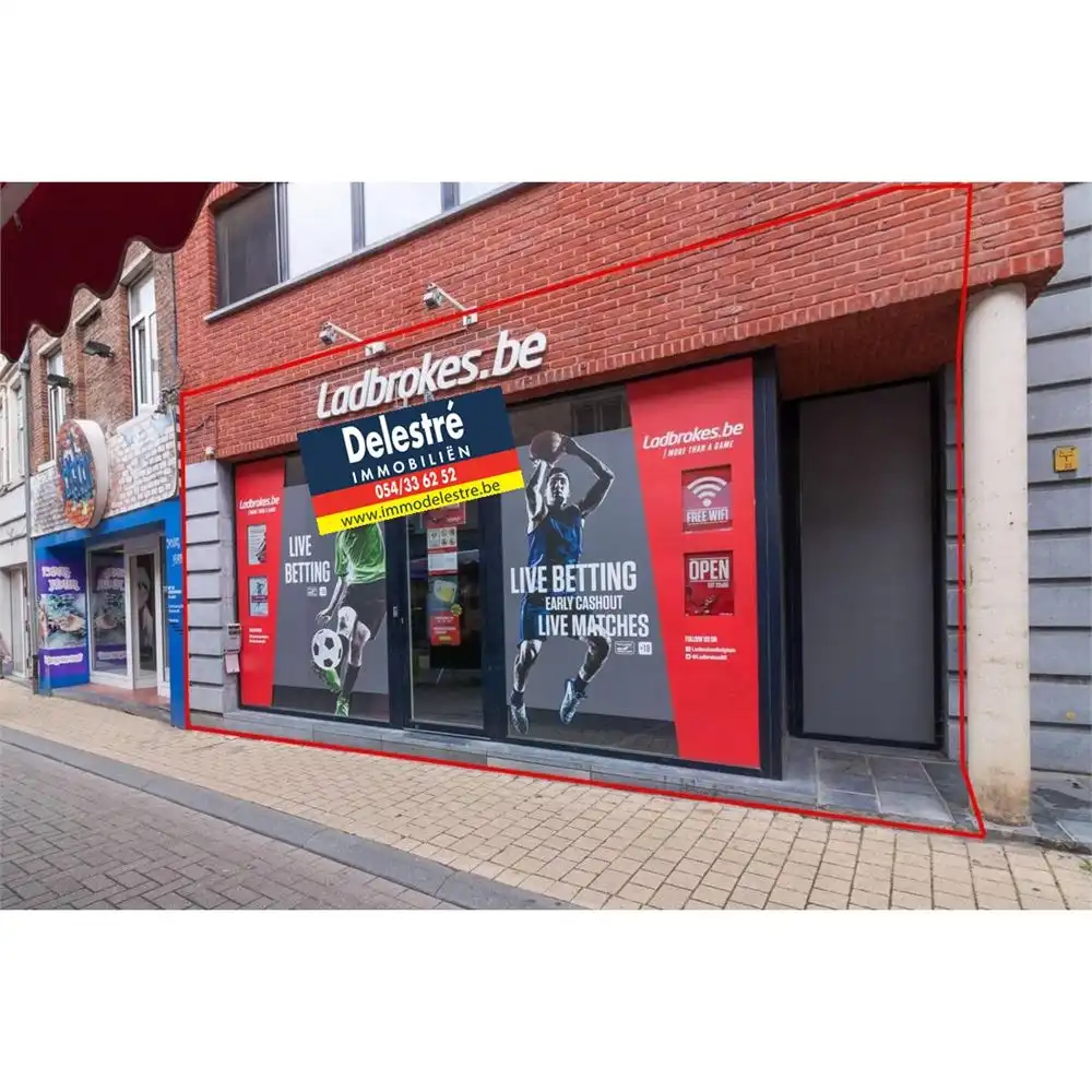 CENTRAAL GELEGEN HANDELSGELIJKVLOERS foto 8