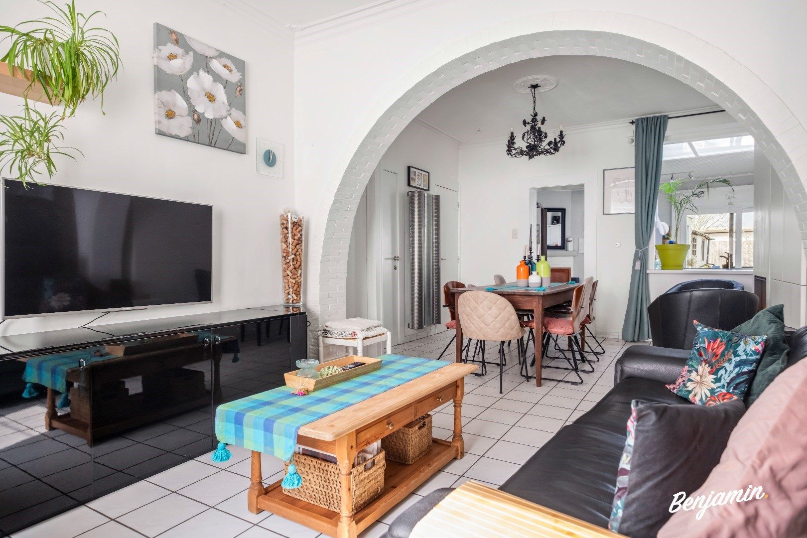 Rustig gelegen woning met 2, mogelijks 3 slaapkamers, in het centrum van Geluwe foto 4
