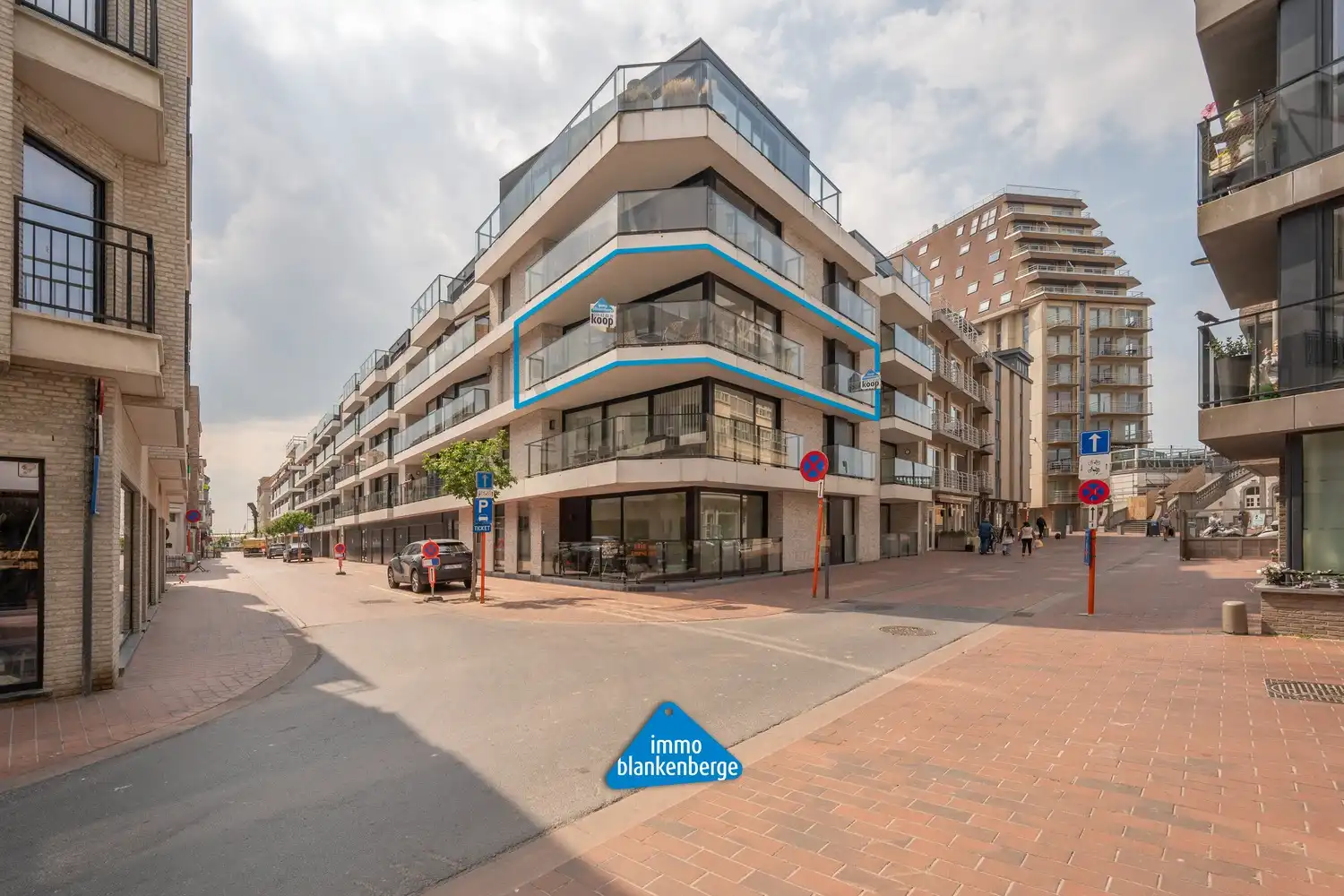 Prachtig hoekappartement op toplocatie foto {{pictureIndex}}