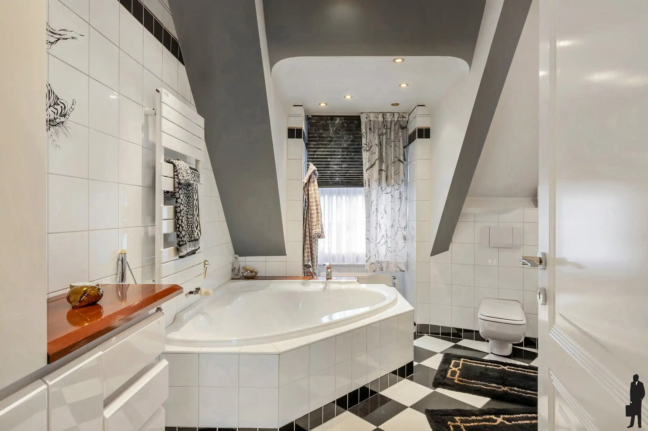 Prachtige en ruime woning gelegen in een rustige doodlopende straat te Mechelen. foto 17