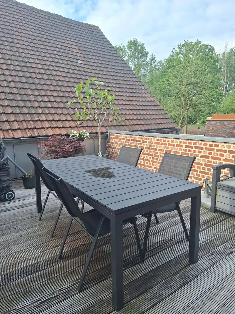Ruim, stijlvol duplex appartement te Diepenbeek foto 17