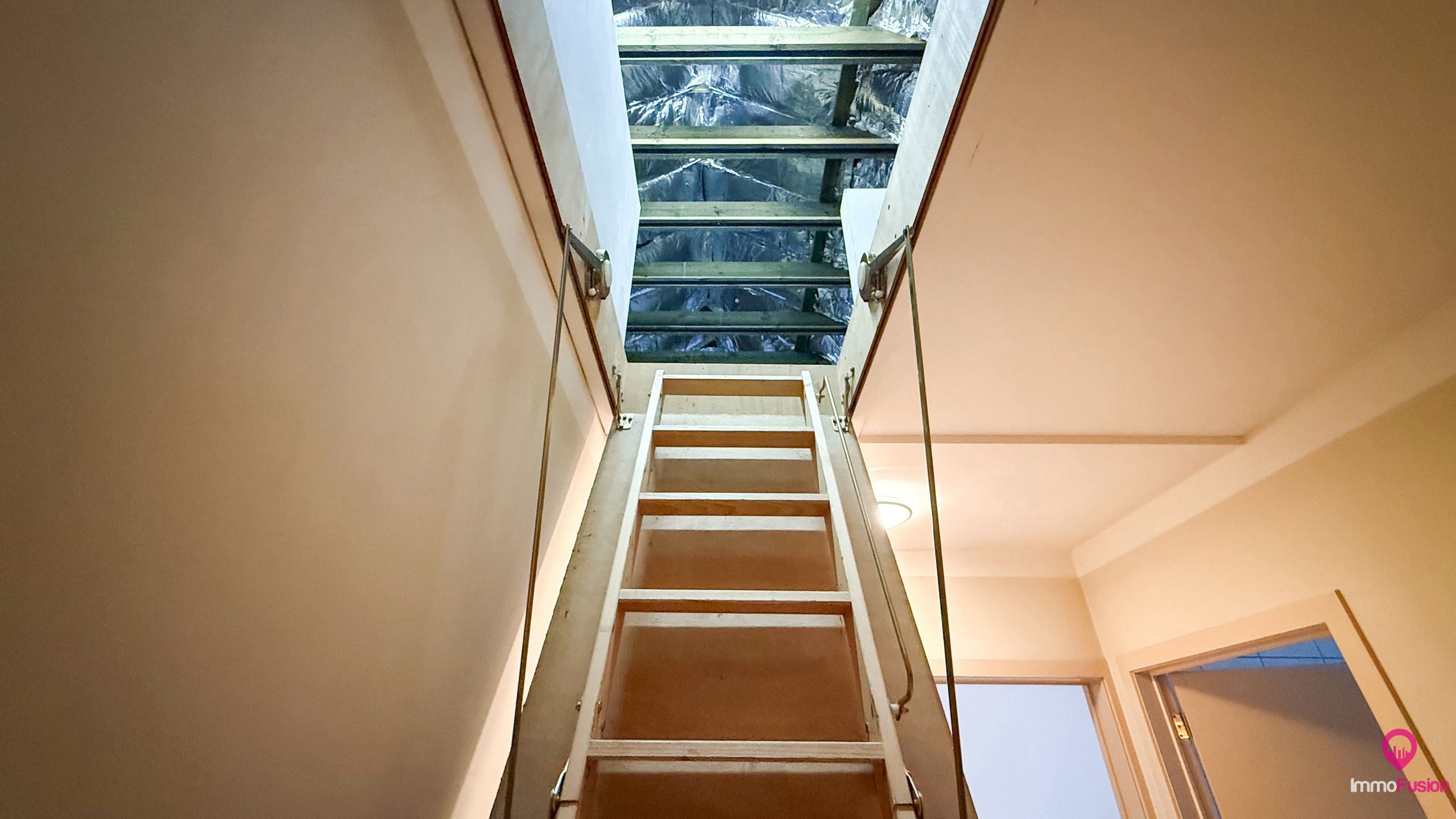 Ruime gelijkvloerse woning met zolderruimte in Houthalen! foto 22