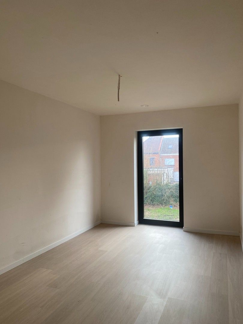 Energiezuinige, knappe nieuwbouwwoning in een rustige buurt foto 11