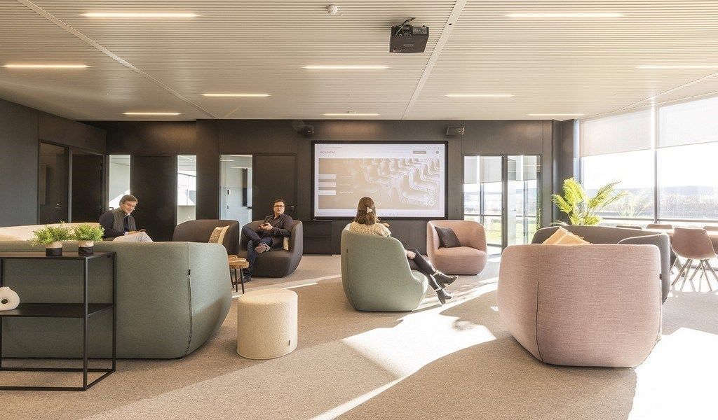 Full service kantoor in SkylinE40 business center in Erembodegem foto 13