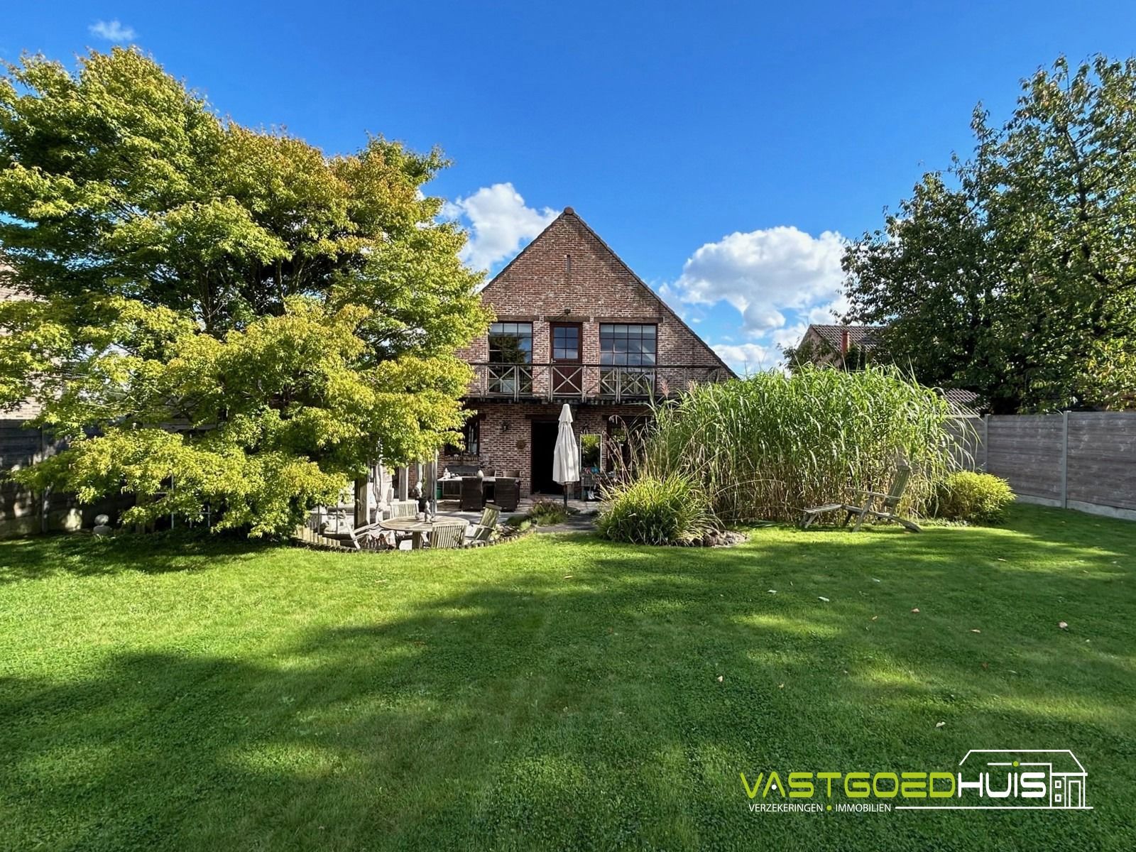 Prachtige villa in landelijke stijl foto 29