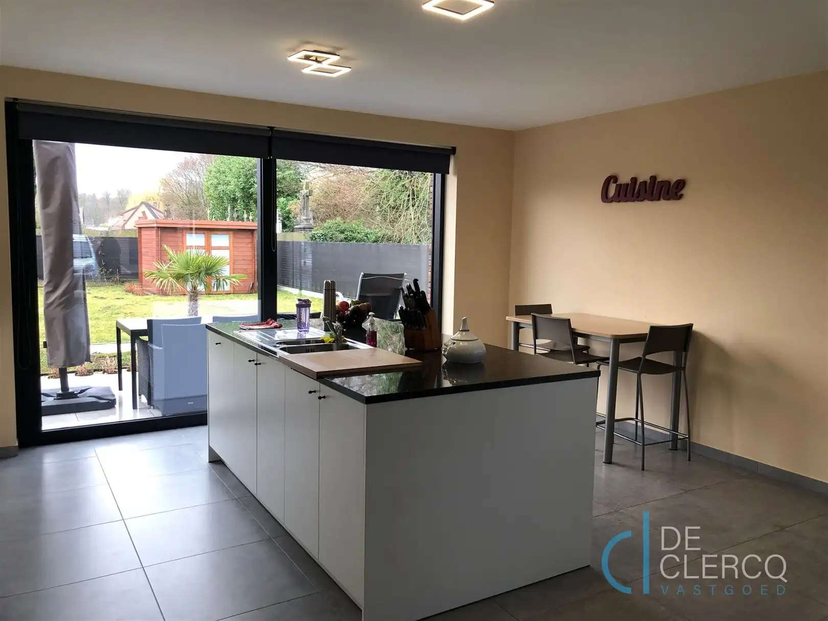 Ruime en hedendaagse halfopen bebouwing TE HUUR nabij het dorp van Lochristi! foto 5