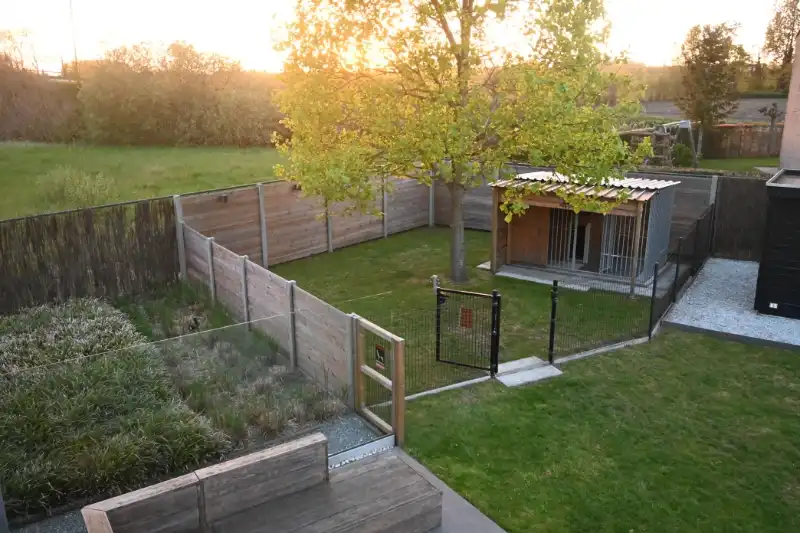 Stijlvolle en energiezuinige gezinswoning met 4 slaapkamers op gegeerde locatie in De Pinte foto 3