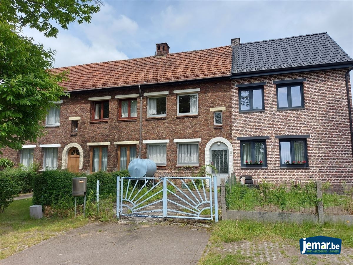 Cité woning met 3 slaapkamers en zeer grote tuin foto 19