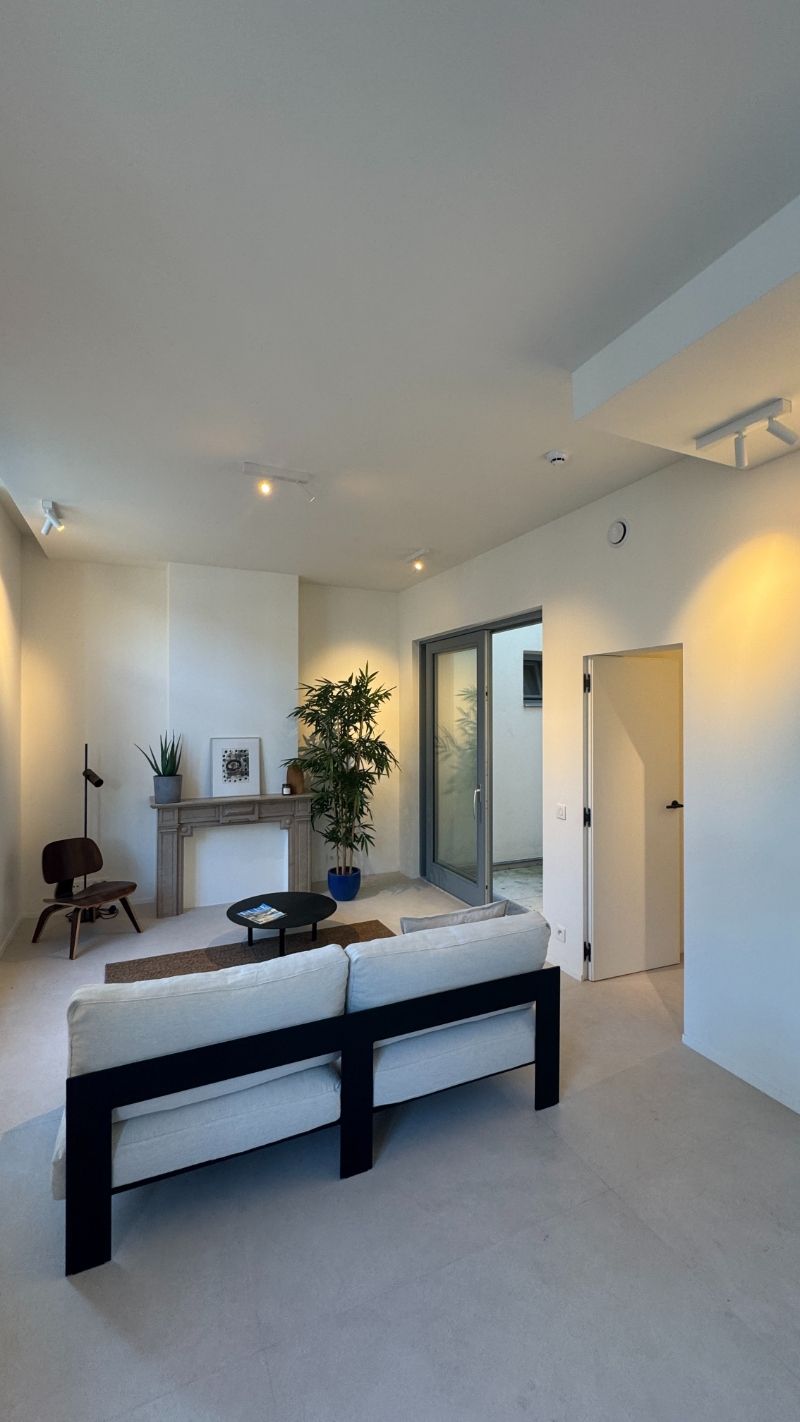Ruim 1 slk-appartement met terrasje in historisch gebouw centrum Gent foto 2