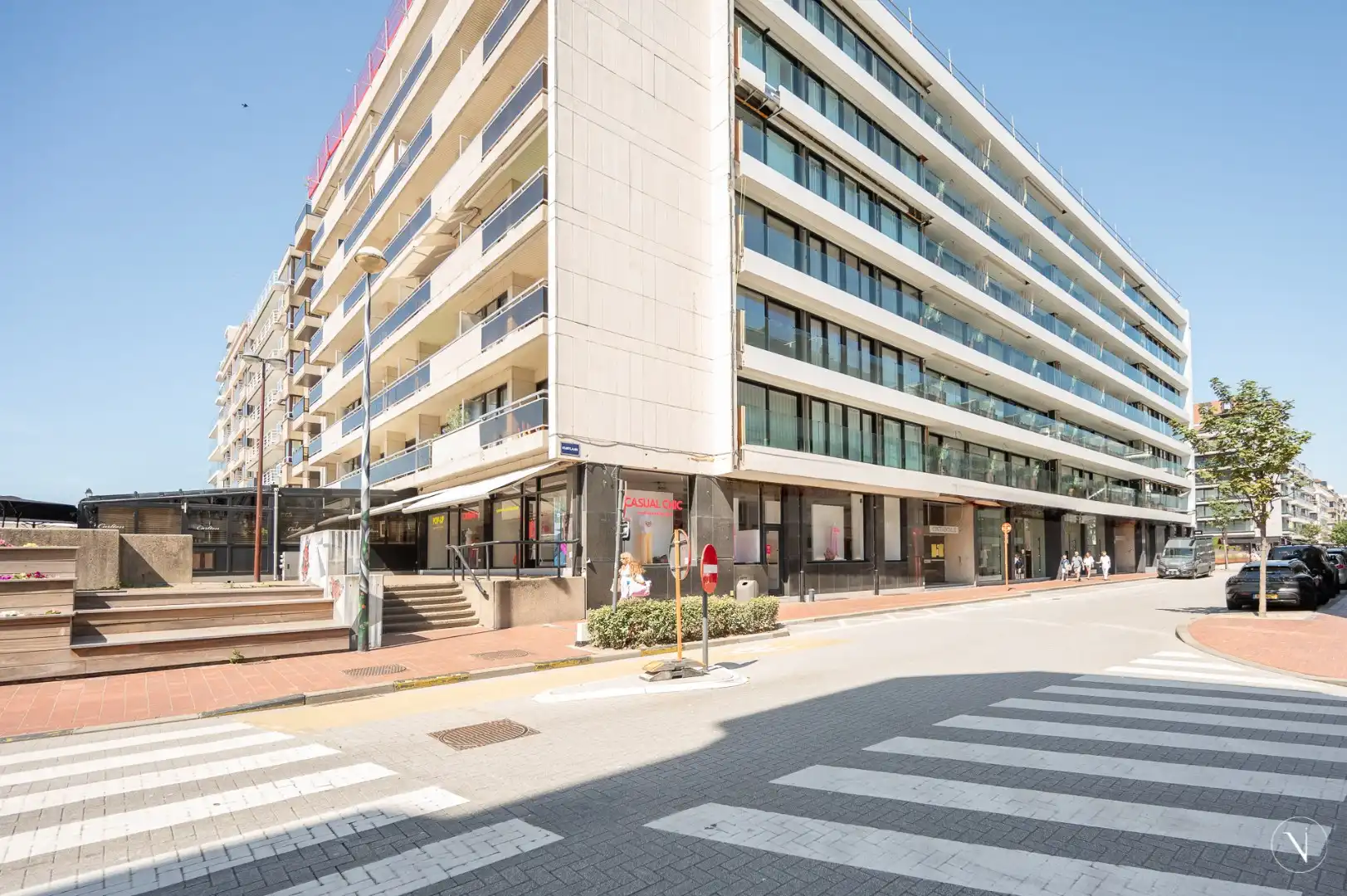 Eigentijds appartement met zonneterras op topligging in Knokke foto 19