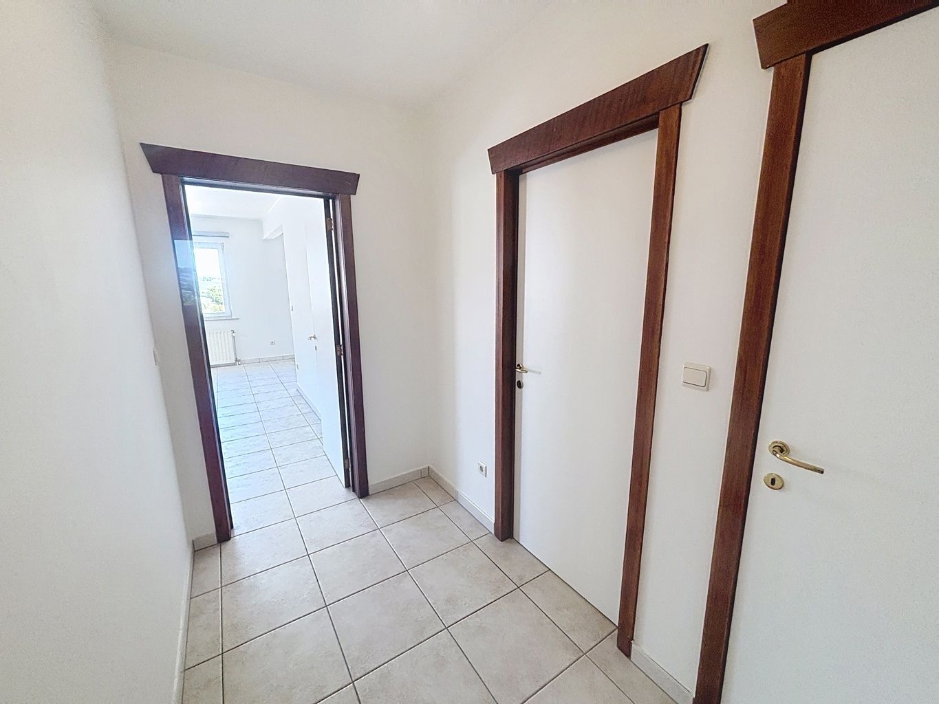 Duplex appartement met 3 slaapkamers! foto 2