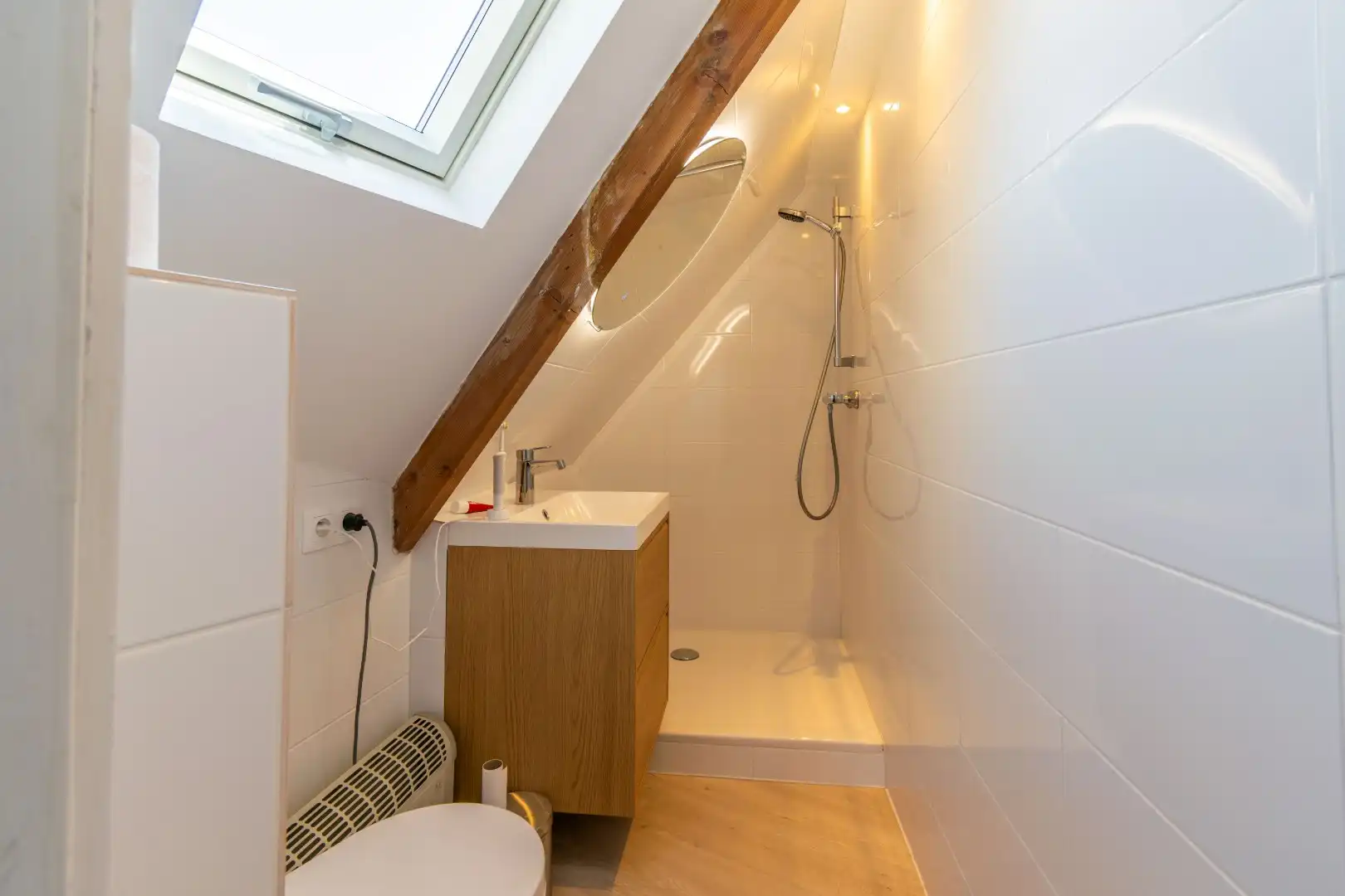 INSTAPKLAAR APP MET 2 SLAAPKAMERS + 2 BADKAMERS! foto 16