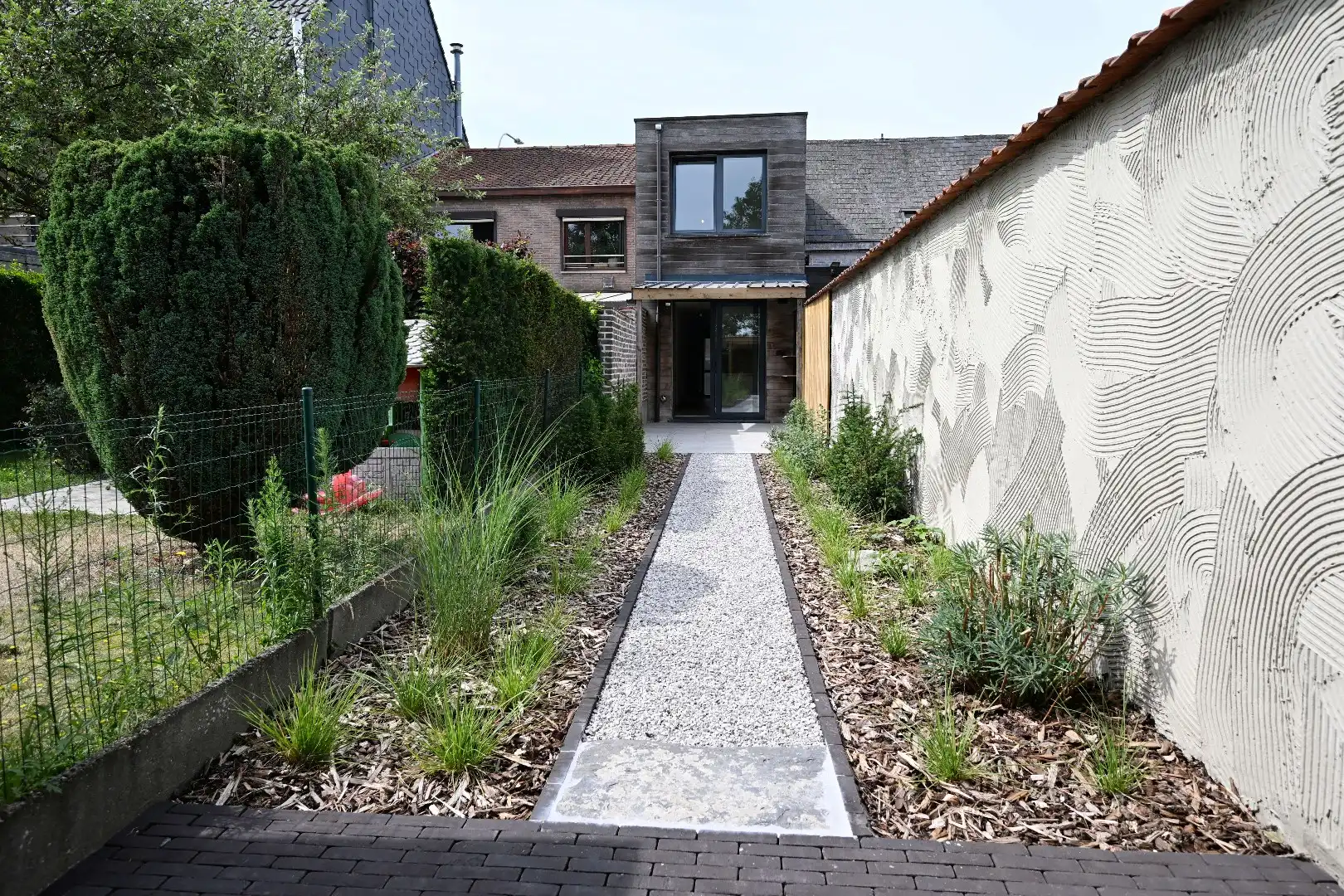 Gerenoveerd knus huis met 2 slpks en tuin te Balgerhoeke foto 10