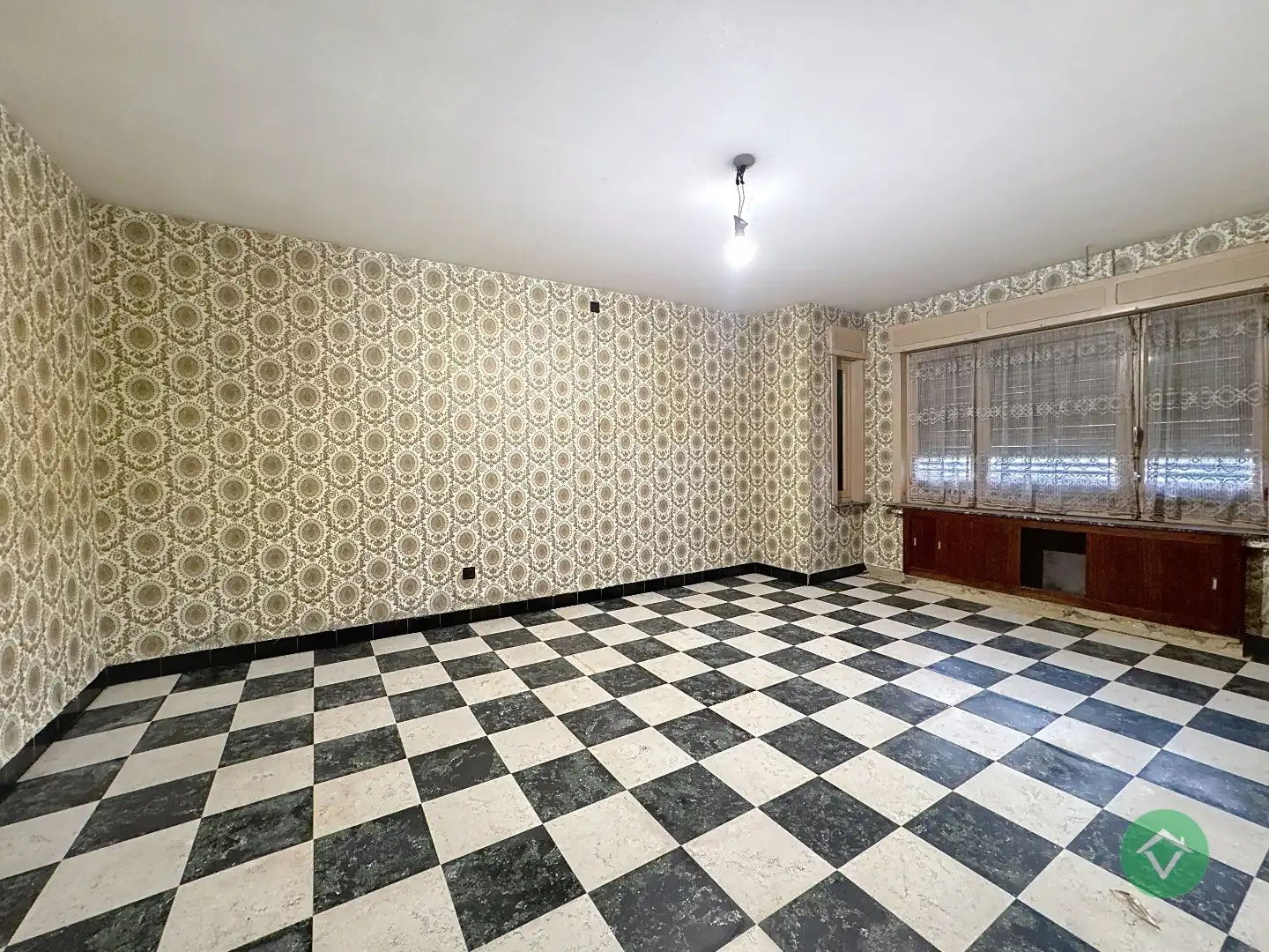 Alleenstaande woning met vergezichten te Zwevezele foto 7