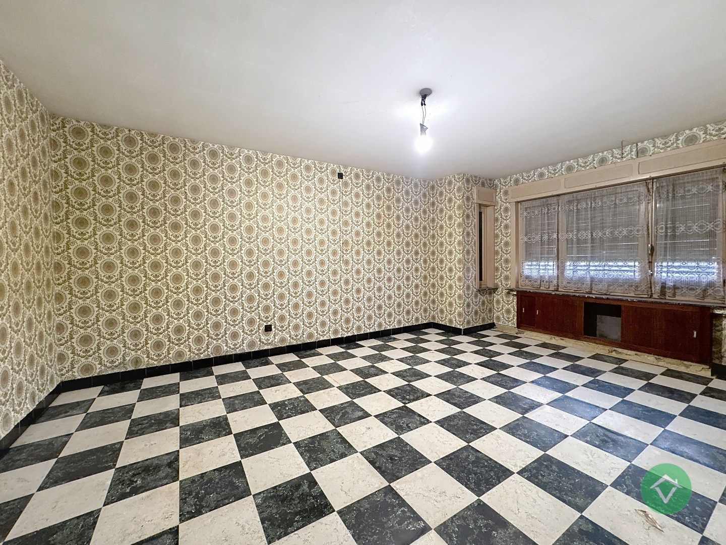 Alleenstaande woning met vergezichten te Zwevezele foto 7