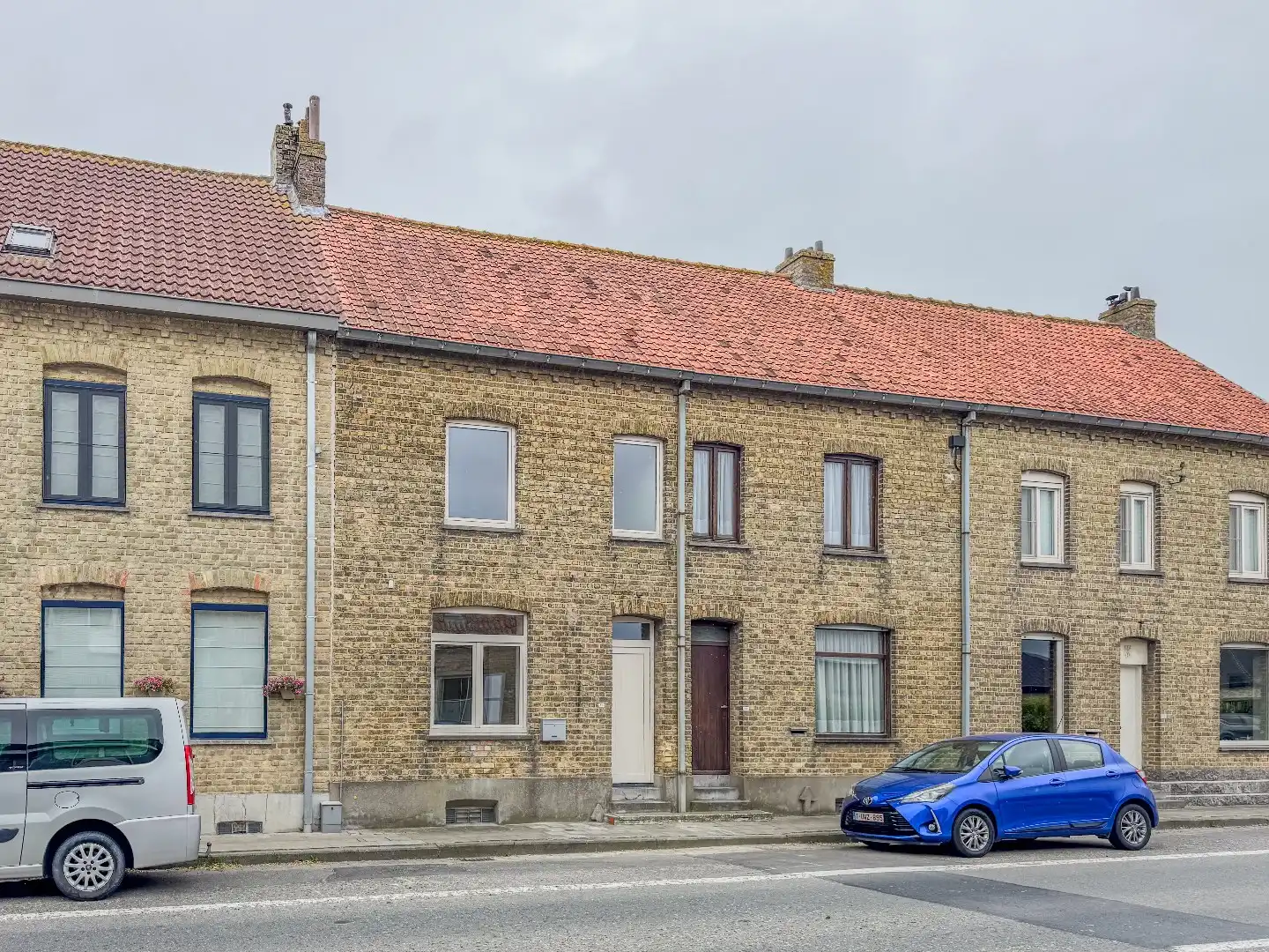 Gezellige woning met 2 slaapkamers, dressing en tuin. foto 26
