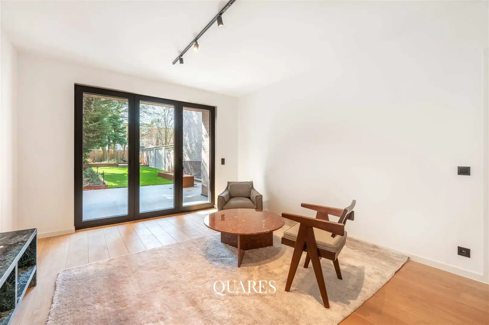 Prachtig gerenoveerde woning met 4 slaapkamers en zuidwest georiënteerde tuin in Pulhofwijk foto 16