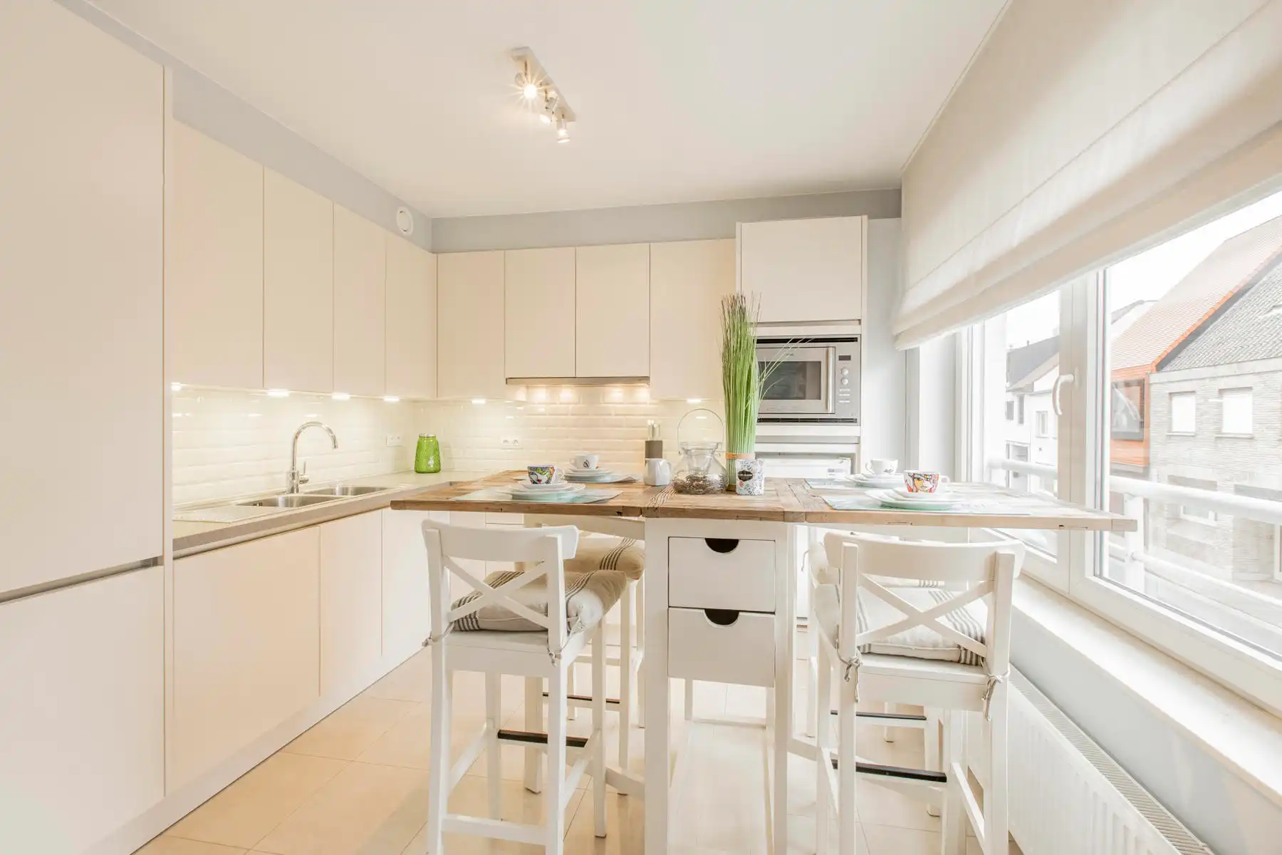 Ruime woning met garage en stadstuin foto 15