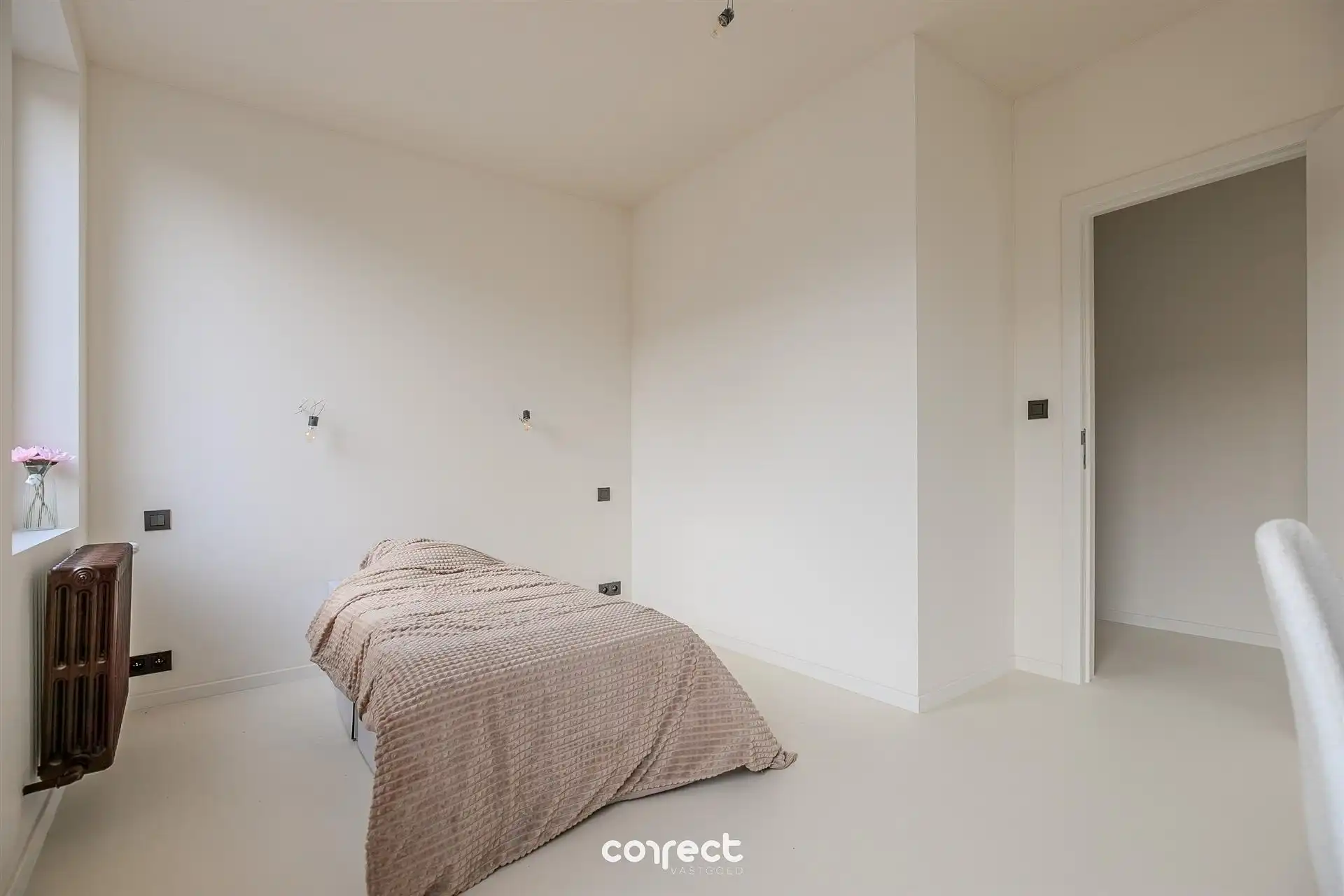 Volledig vernieuwde hoekwoning. foto 15