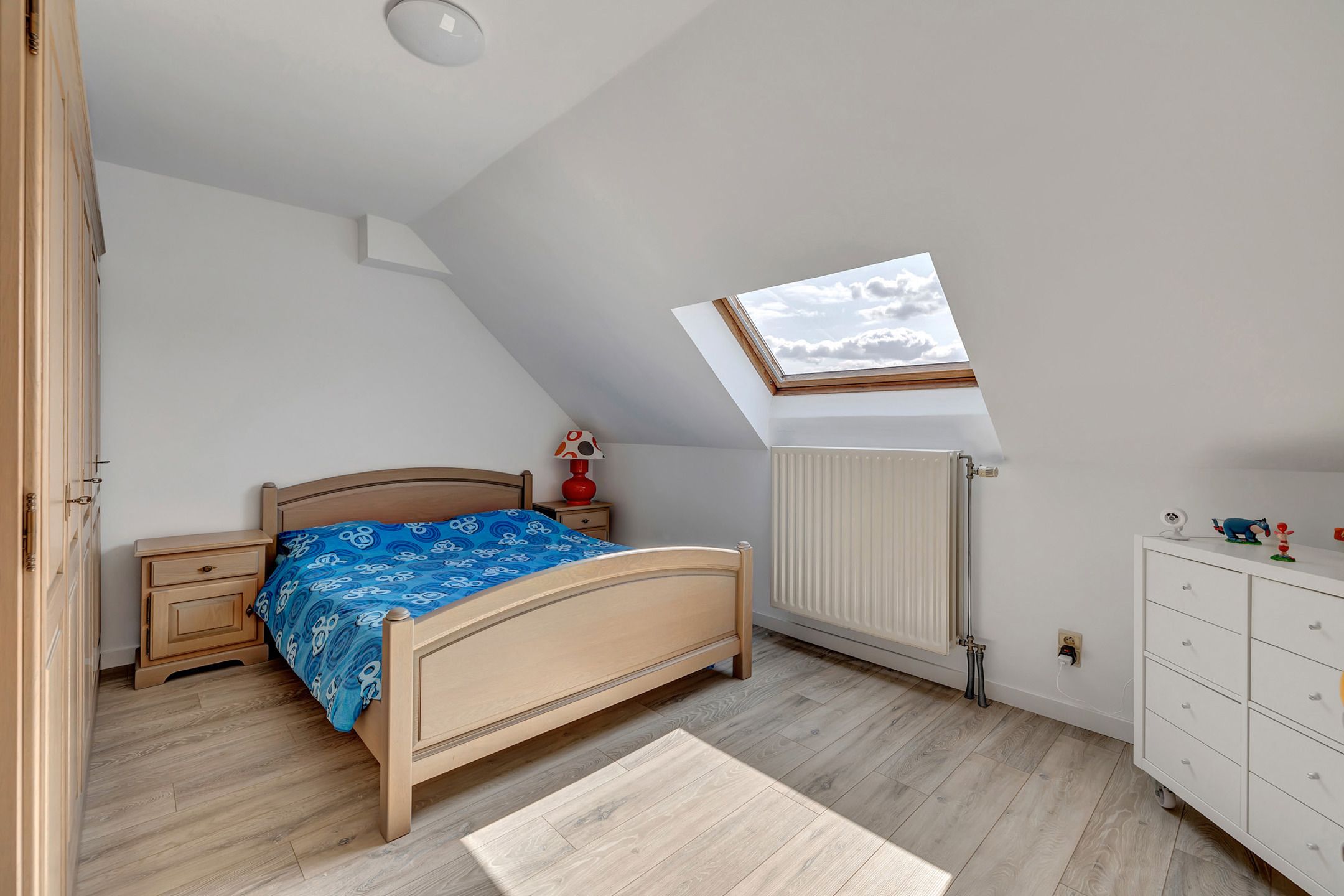 Ruime, prachtig gelegen woning met diverse mogelijkheden foto 18
