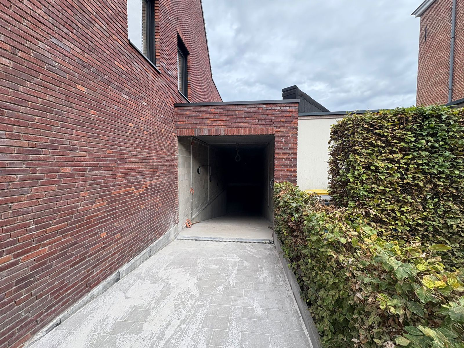 Ondergrondse autostaanplaatsen nabij het centrum van Nijlen foto 4