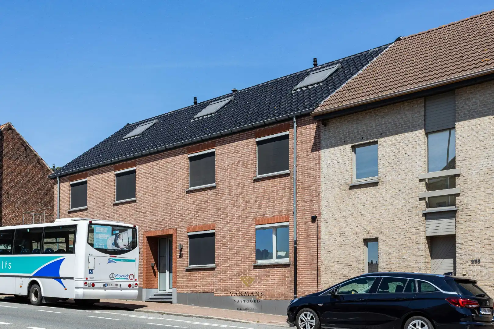 Gelijkvloers appartement met tuin foto 2