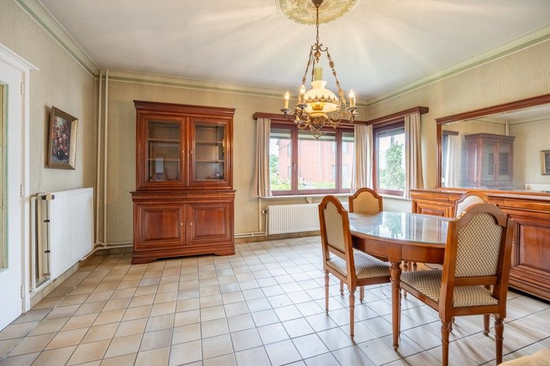 Woning, open bebouwing met naastliggende, grote loods op 18are foto 15