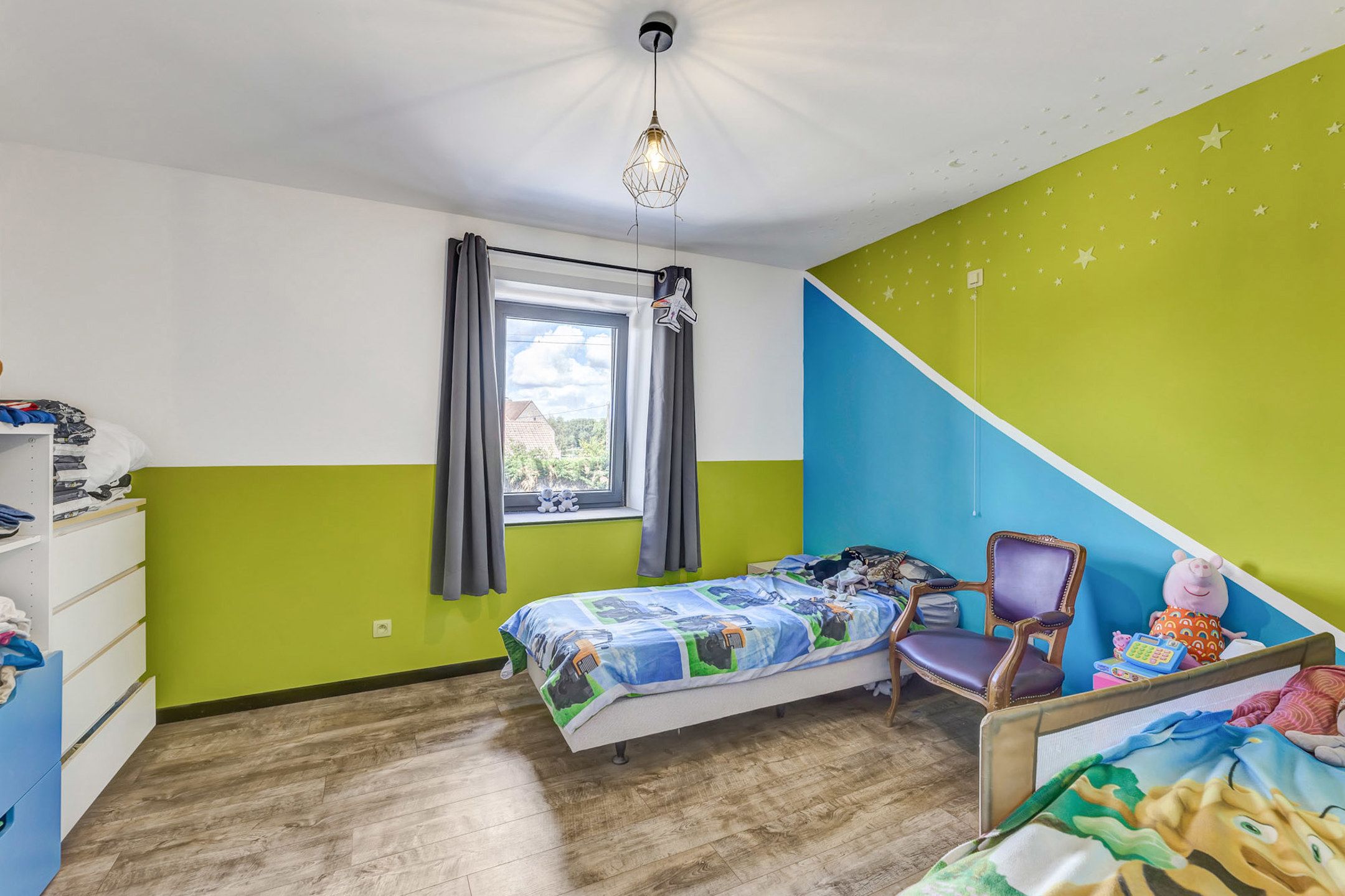 Instapklare woning met garage en ruime tuin foto 16