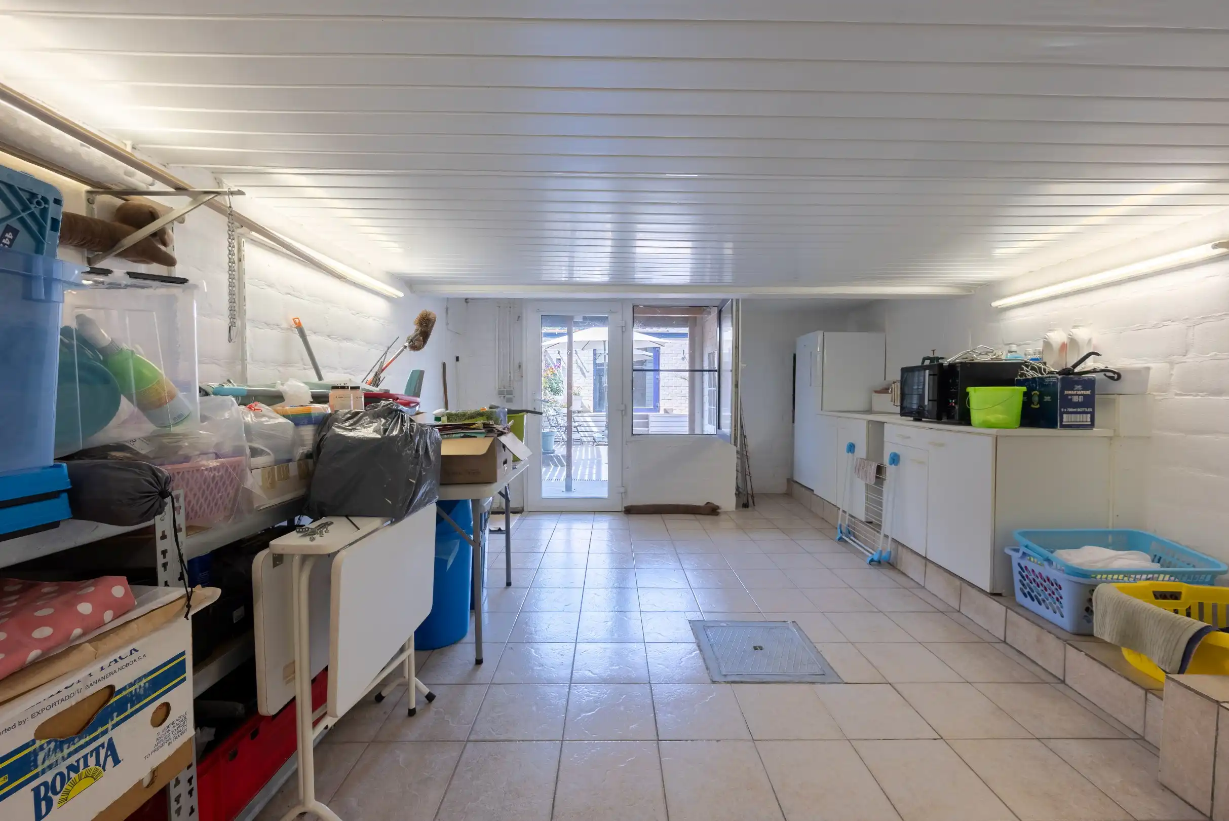Verzorgde instapklare woning met 3 slaapkamers en dubbele garage! foto 13