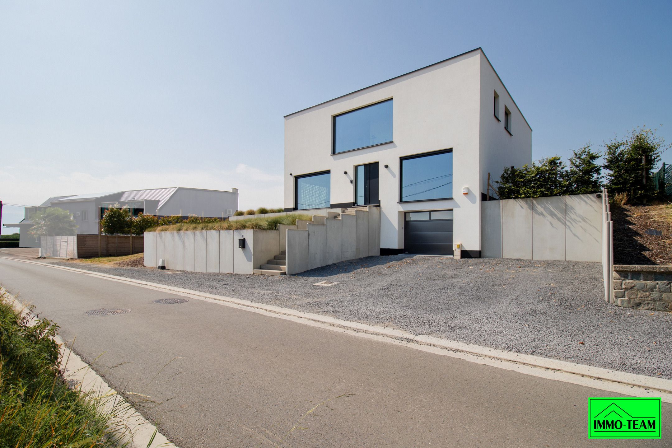 Strakke architectuur,  instapklaar wonen op topniveau foto 31
