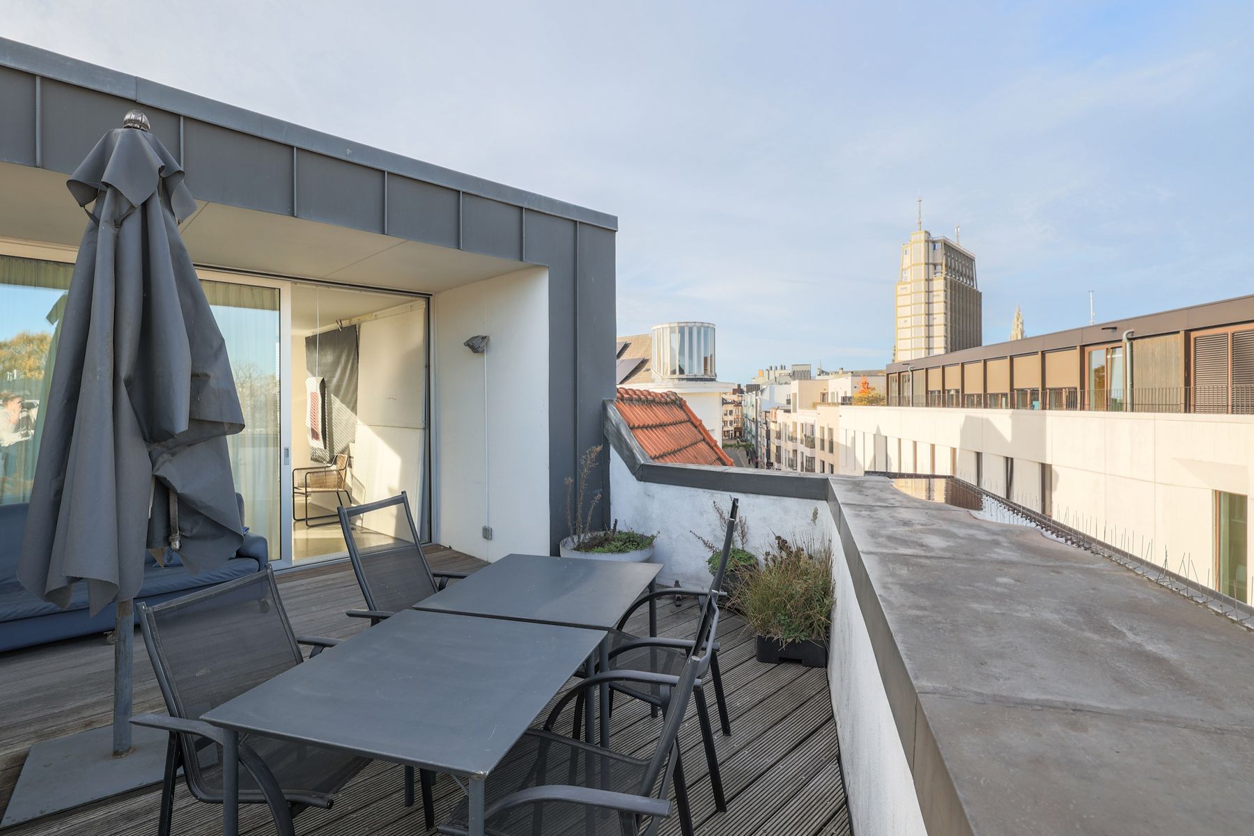 Triplex met stadsallure & buitenruimte aan het Mechelseplein foto 26