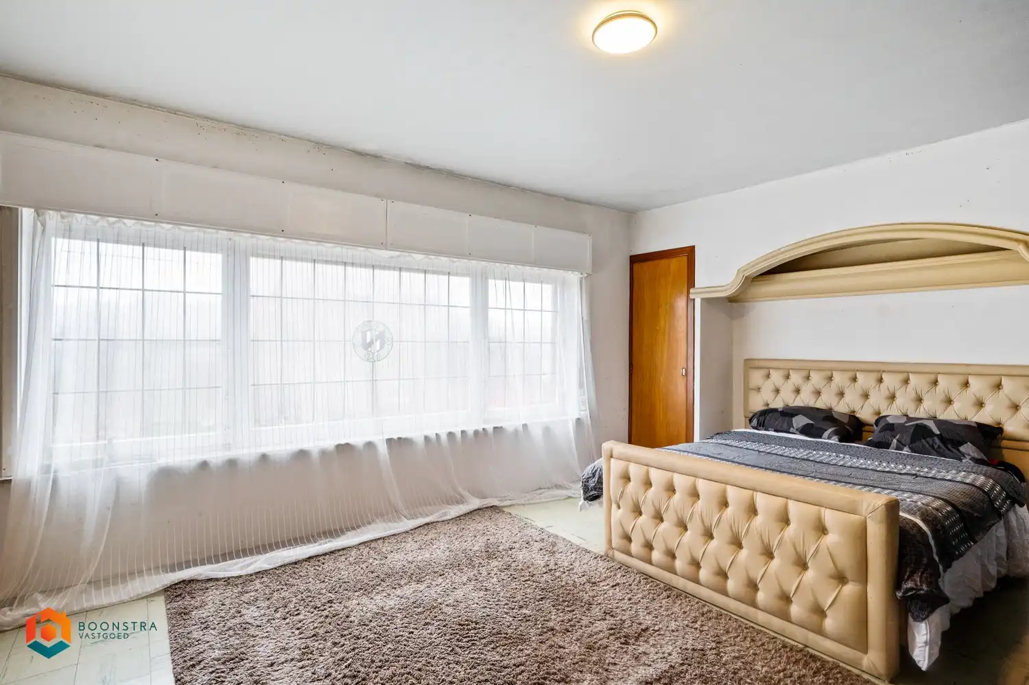 Ruime woning met 3 slpkrs foto 16