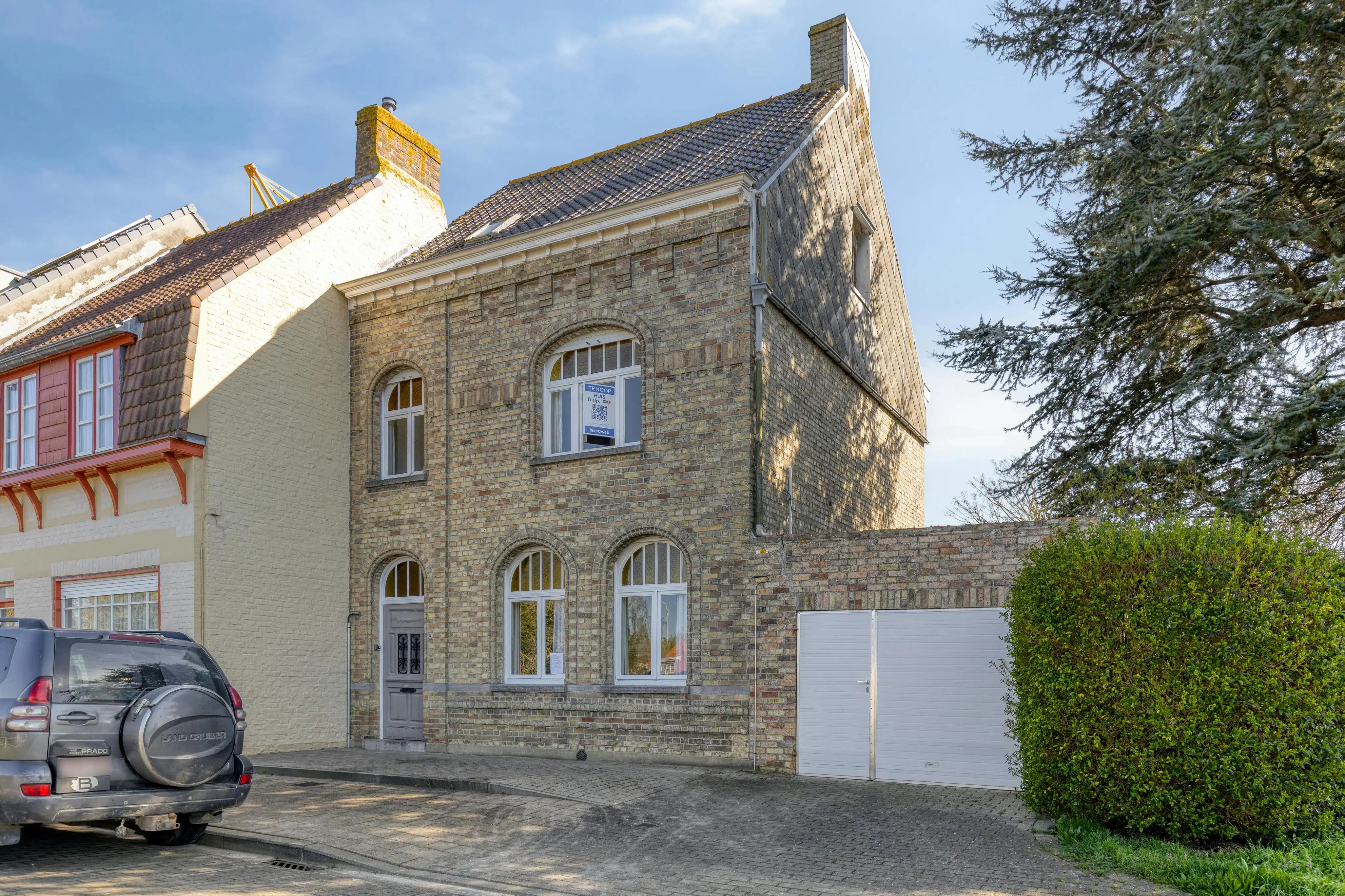 Karaktervolle woning met ruime tuin gelegen langs het water. foto 13