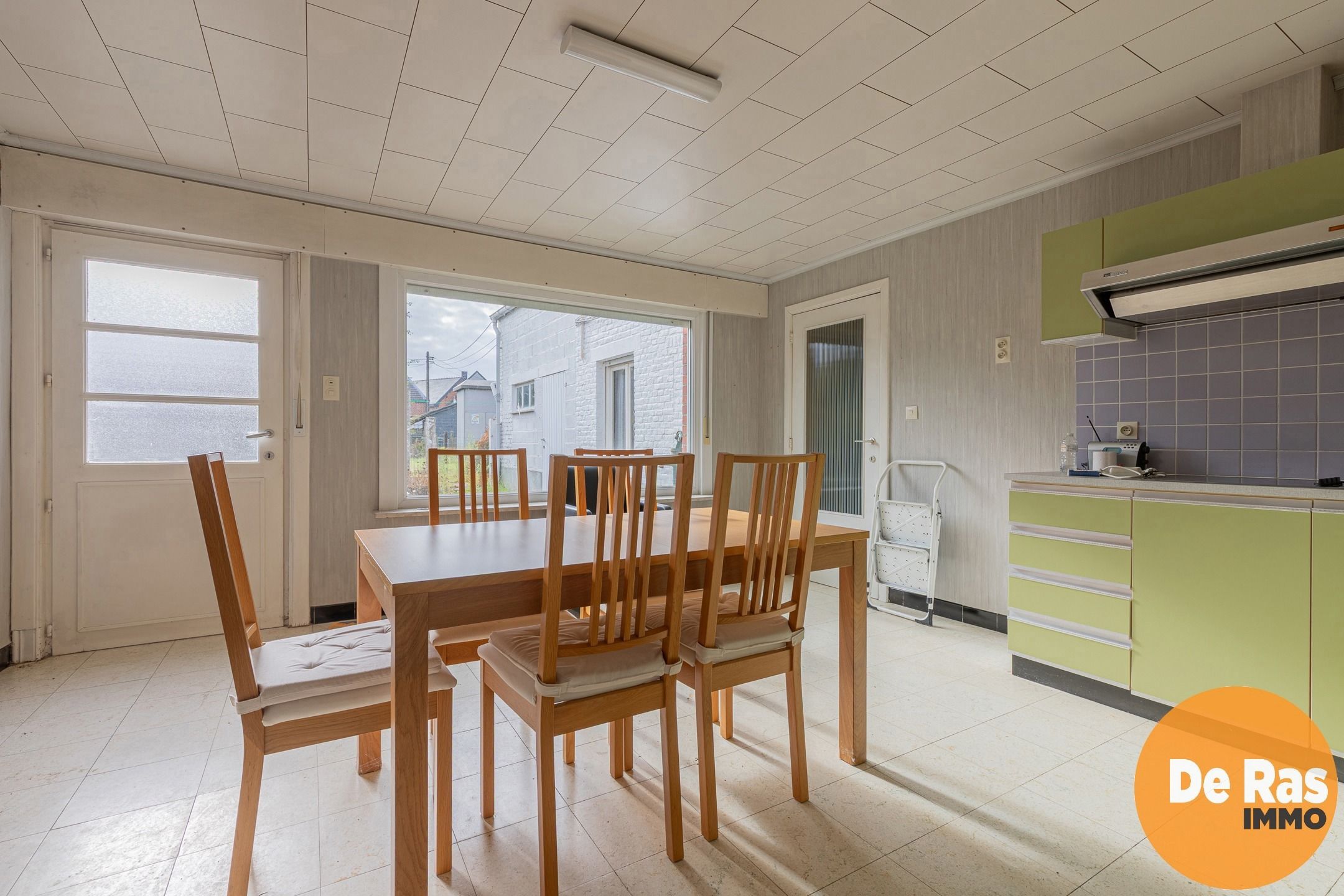 SINT-LIEVENS-HOUTEM – Vrijstaande woning met potentieel foto 8