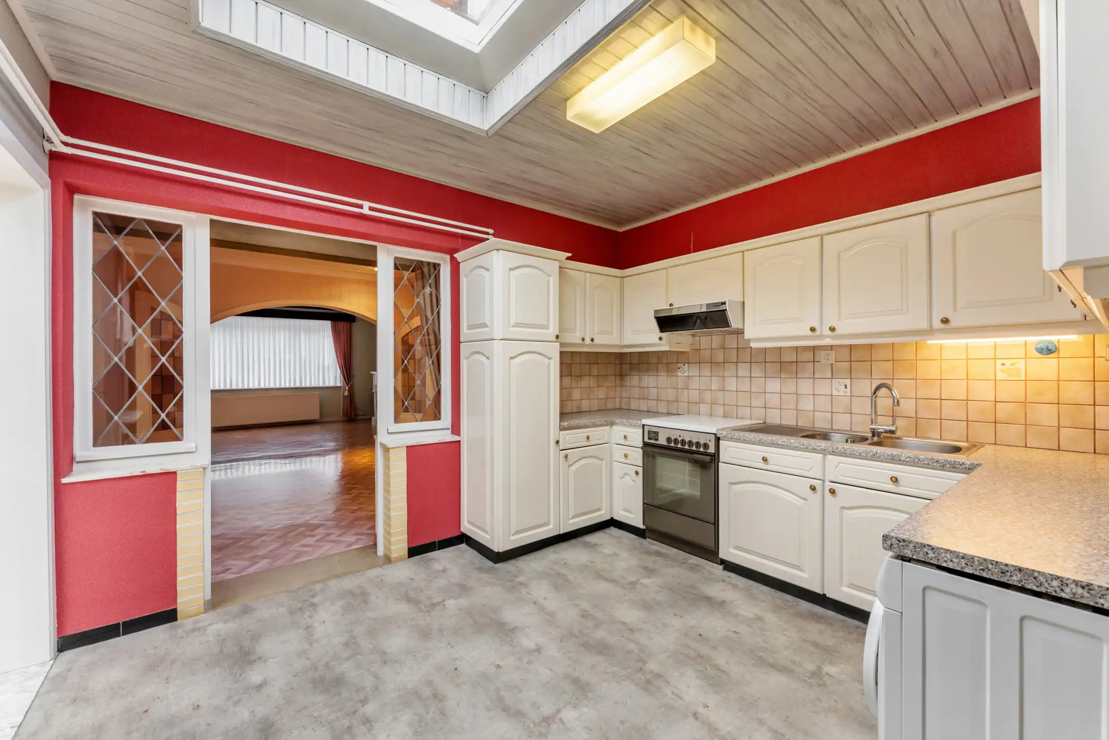 Te renoveren woning met garage op 4a30 te Zussen foto 7