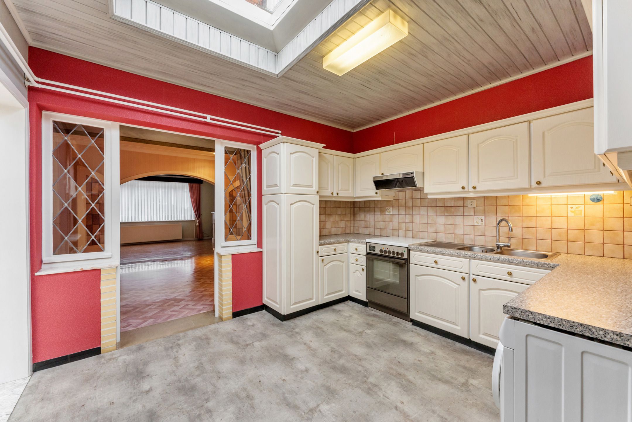 Te renoveren woning met garage op 4a30 te Zussen foto 7