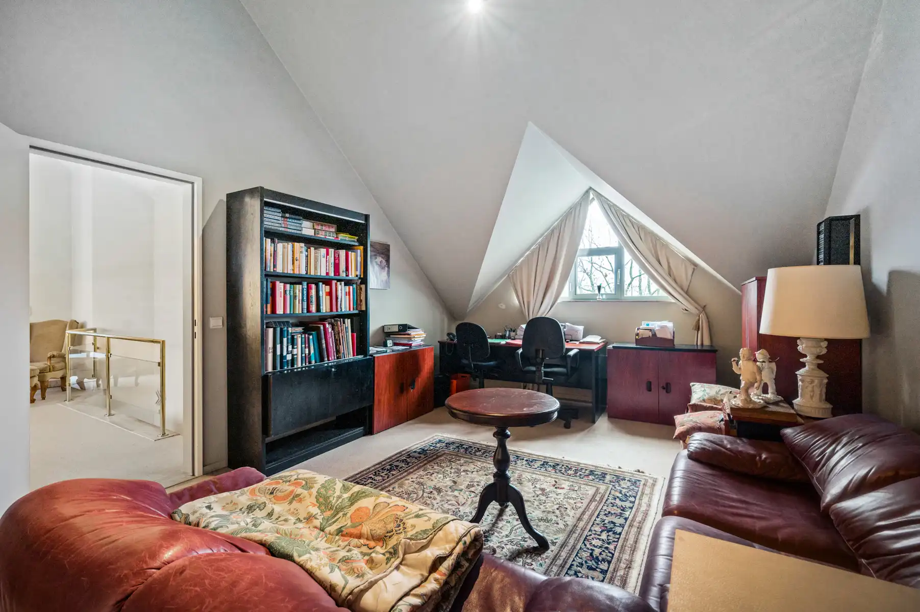Ruim te renoveren duplex app. in het centrum van Schilde foto 12