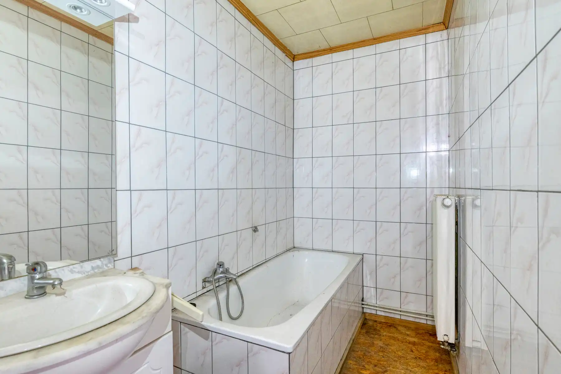 Woning met loods/grote garage en veel potentieel! foto 19