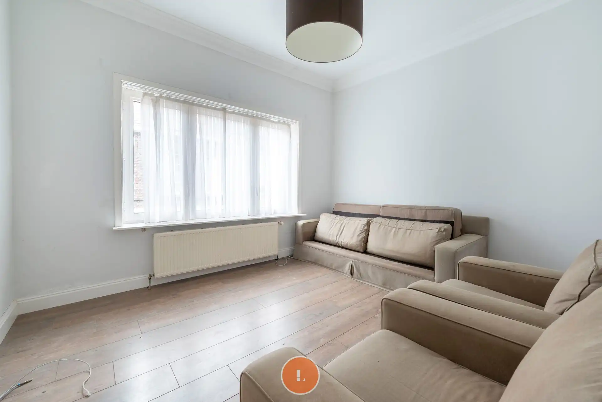 Handelshuis te koop in centrum Izegem foto 8