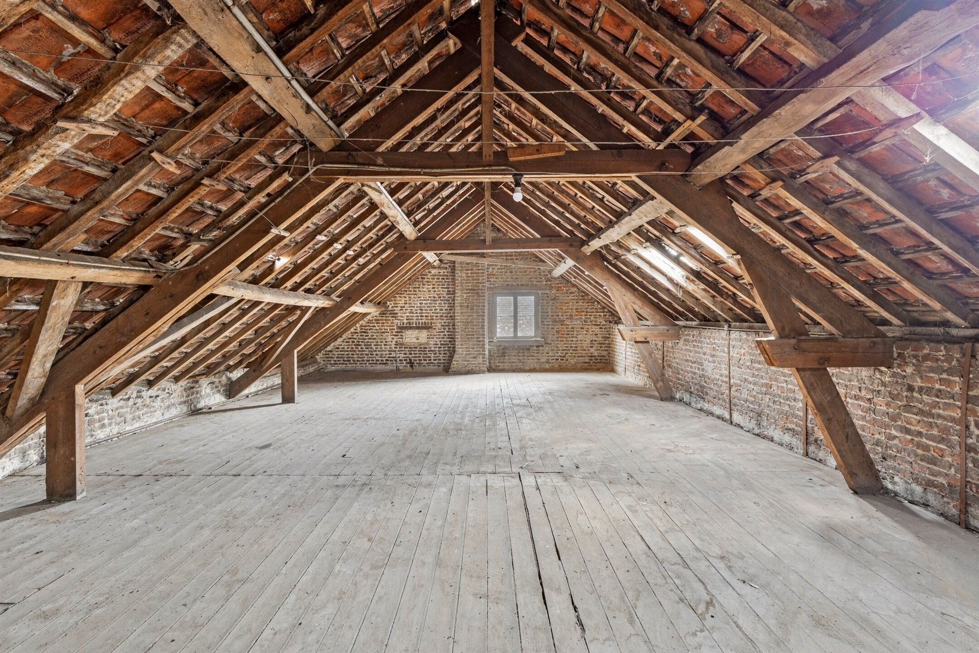Prachtige burgerwoning in het centrum foto 18