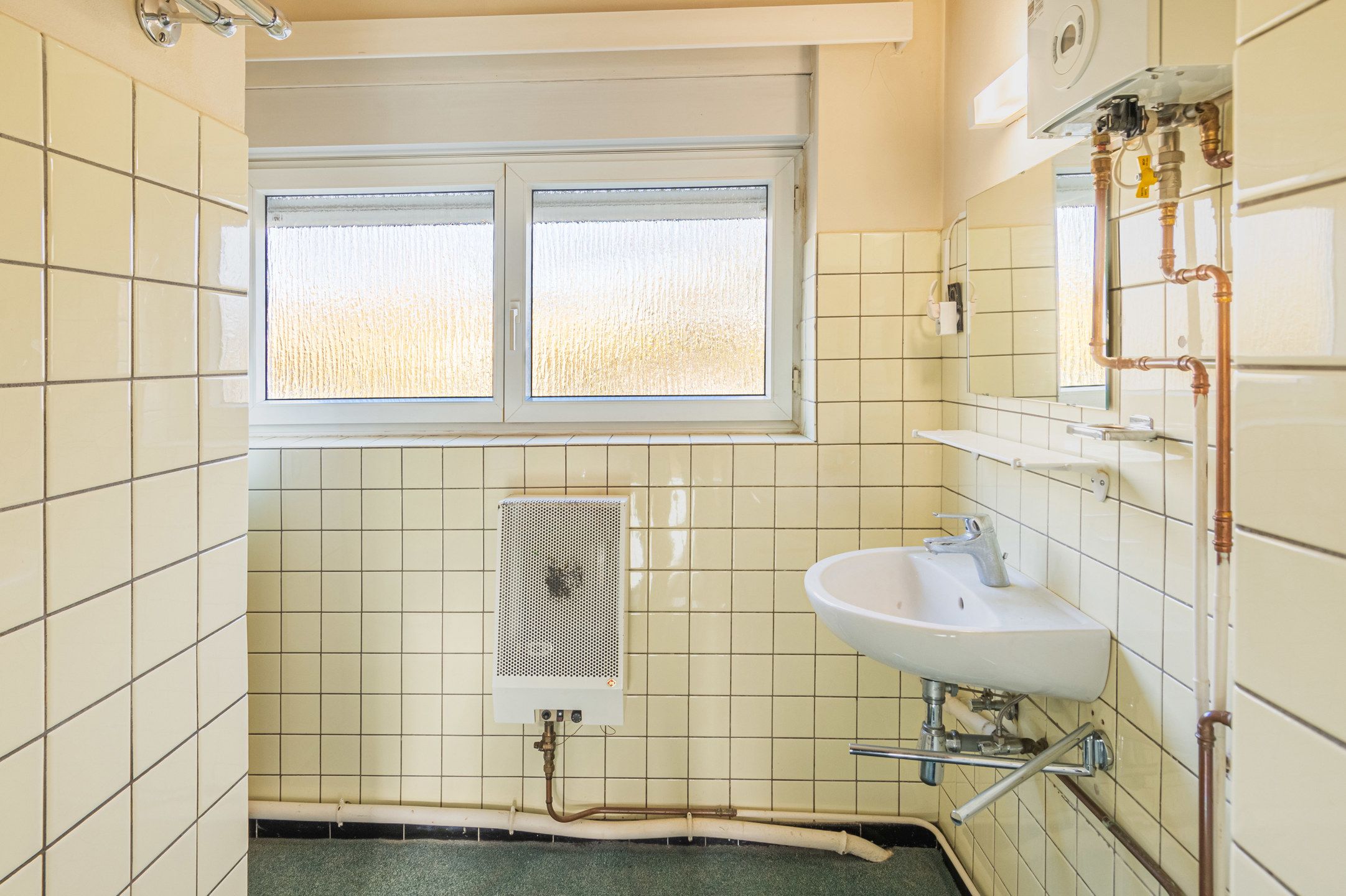 Gezellige op te frissen woning op centrale locatie  foto 11