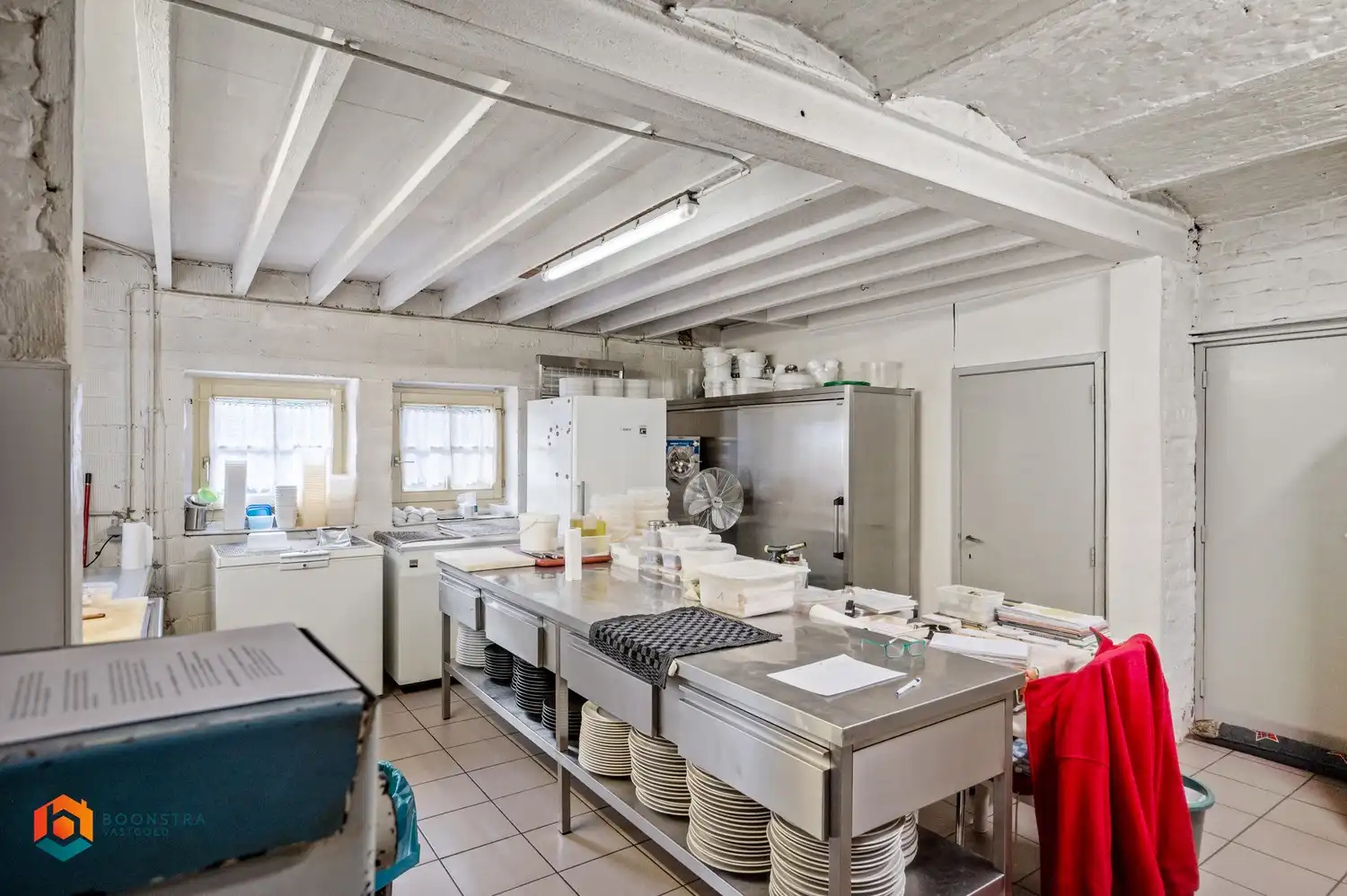 Handelspand met bovengelegen woonst op toplocatie te Erps-Kwerps foto 24